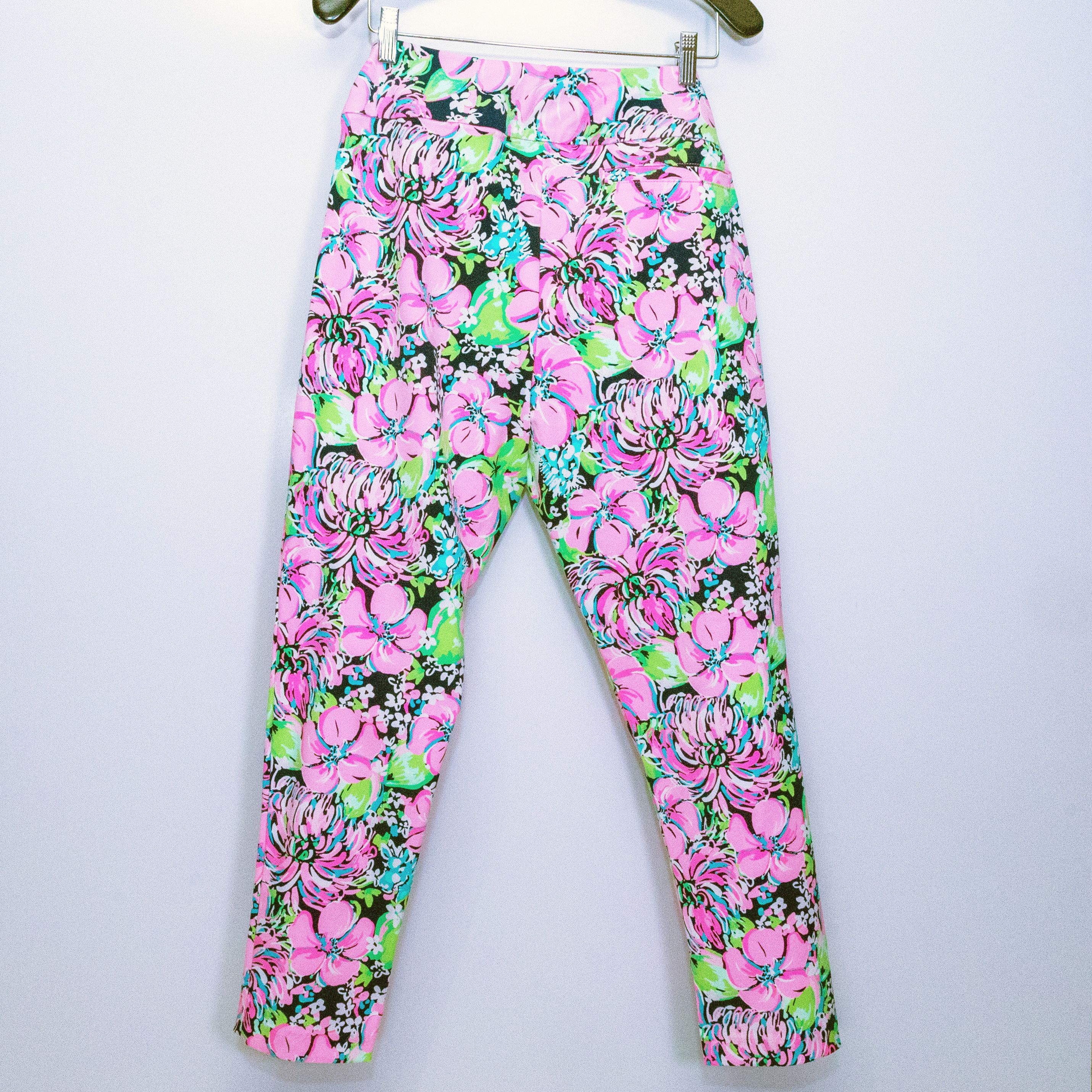 Lilly Pulitzer Lilly Pulitzer Luxletic UPF 50 High Tide Navy Size 36" / US 14 / IT 50 - 1 Thumbnail