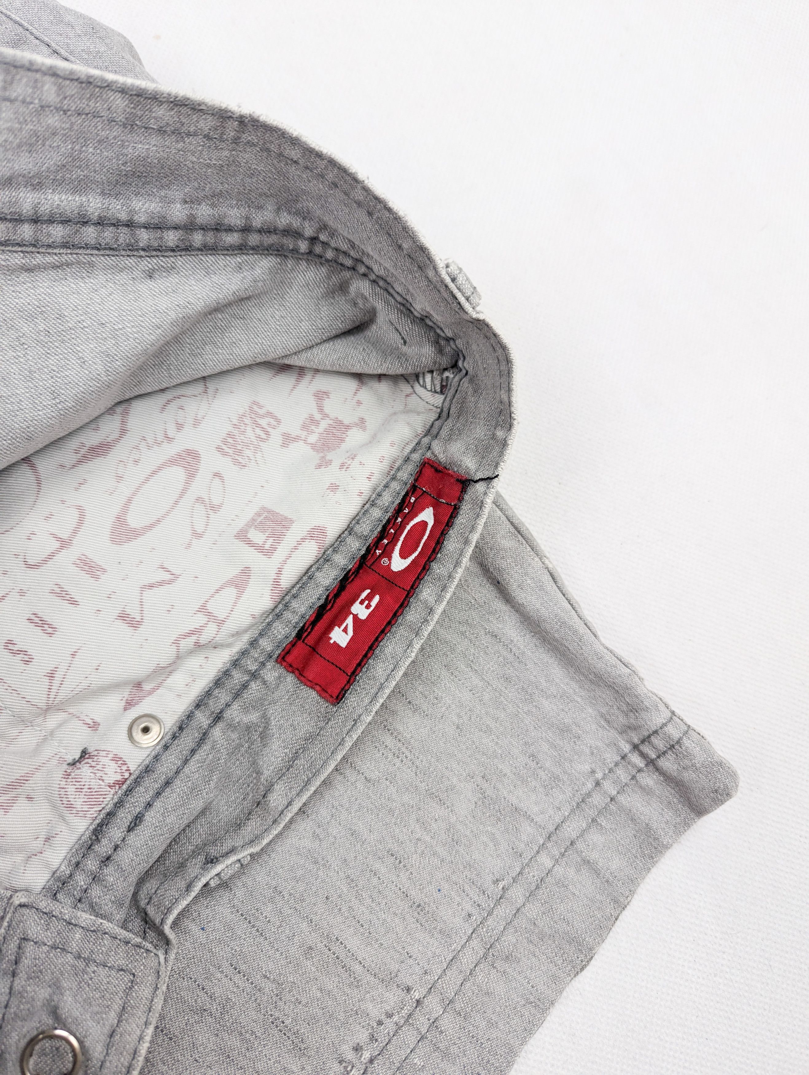 Oakley Oakley grey denim shorts 34 Size US 34 / EU 50 - 4 Thumbnail
