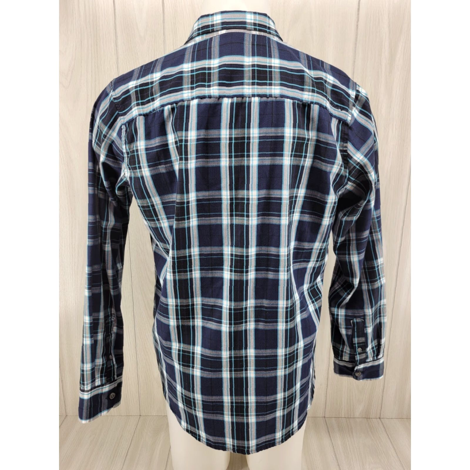 Oakley Oakley Mens Button-Up Shirt Long Sleeve Plaid Blue Regular Fit Size M Size US M / EU 48-50 / 2 - 7 Thumbnail