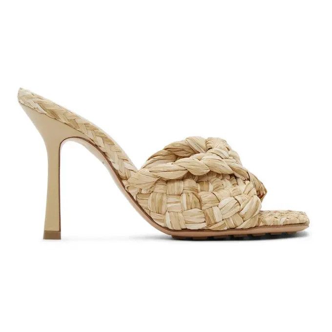 o1bcso1str0924 Stretch in Beige