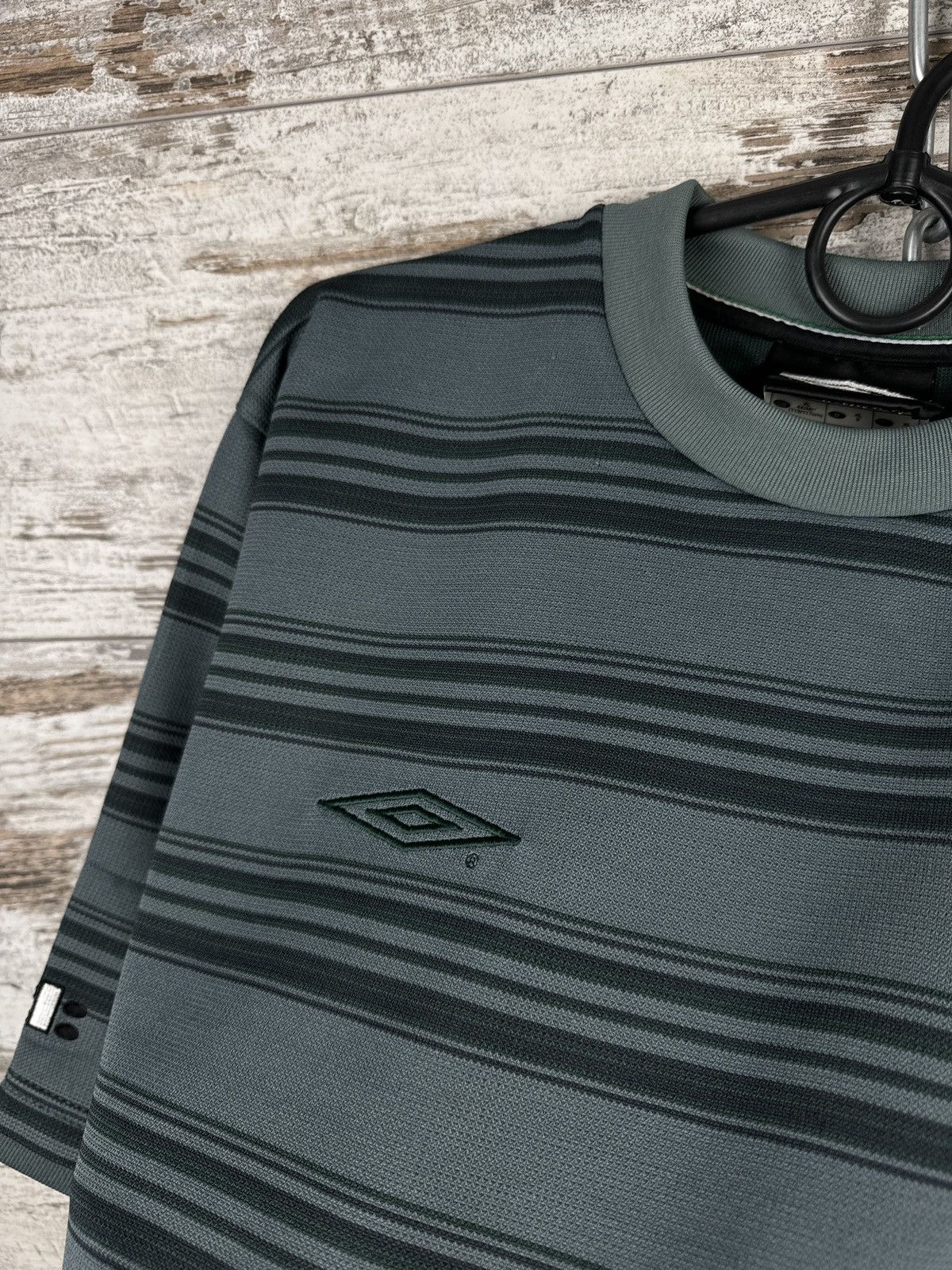 Umbro × Vintage Mens Vintage Umbro Celtic FC T-shirt soccer jersey tee rare Size US XL / EU 56 / 4 - 6 Thumbnail