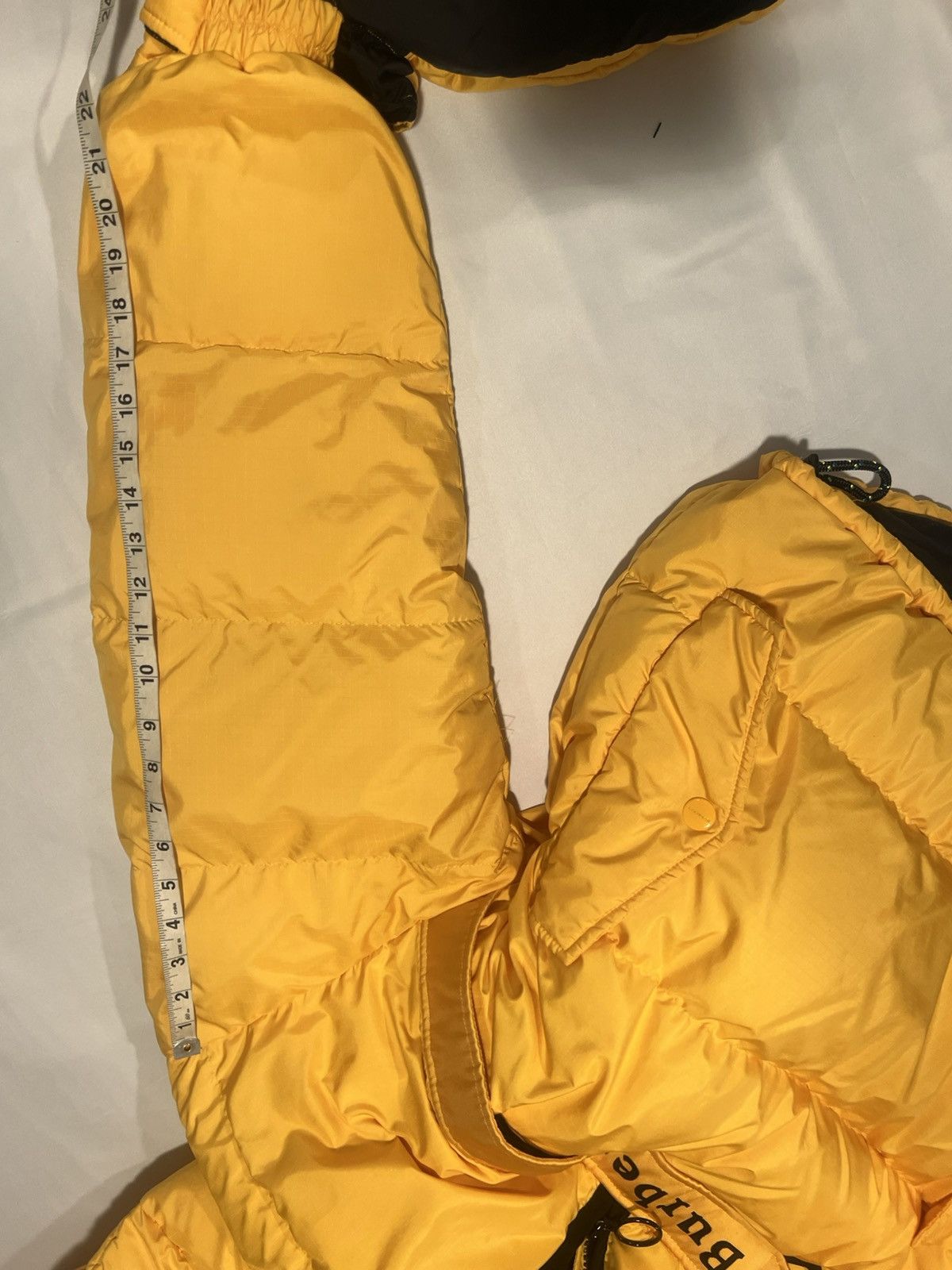 Burberry Burberry men’s detachable gloves ski jacket. 52/XL $1890 Size US L / EU 52-54 / 3 - 10 Thumbnail