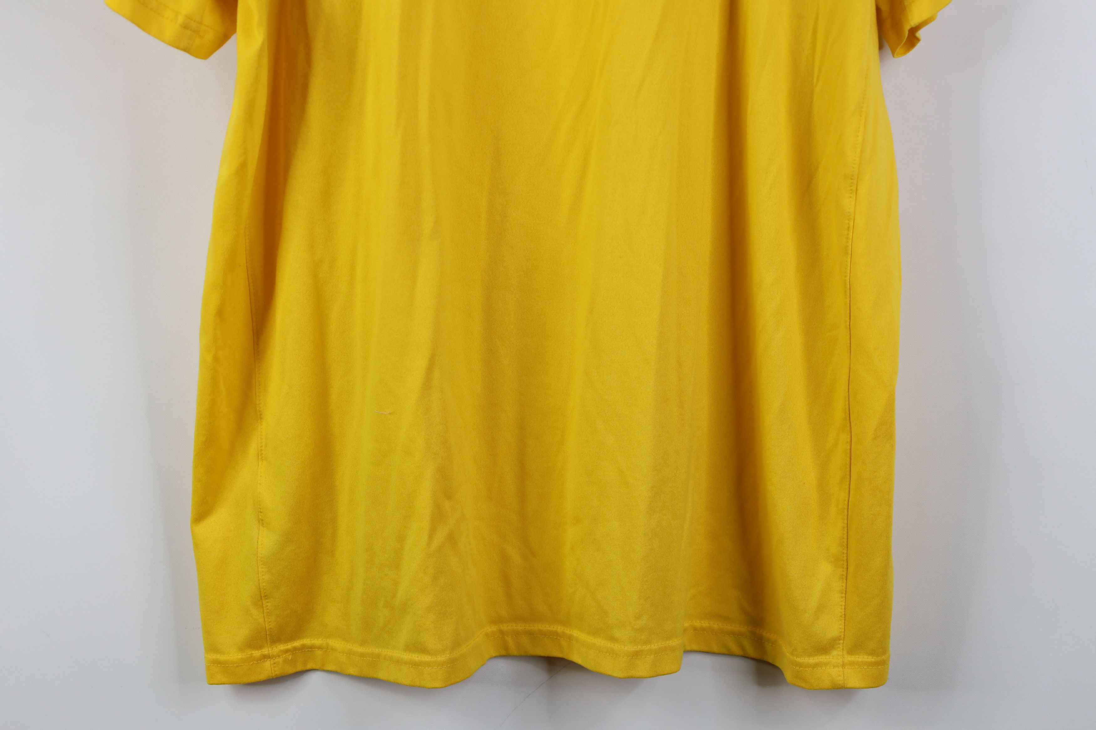 Nike Nike Air Jordan University of Michigan Basketball T-Shirt Size US XL / EU 56 / 4 - 13 Thumbnail