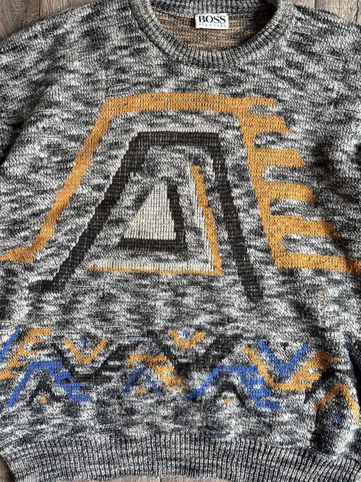 Hugo Boss Vintage 80s Hugo Boss Abstract Wool Sweater Made in Italy Size US L / EU 52-54 / 3 - 4 Thumbnail