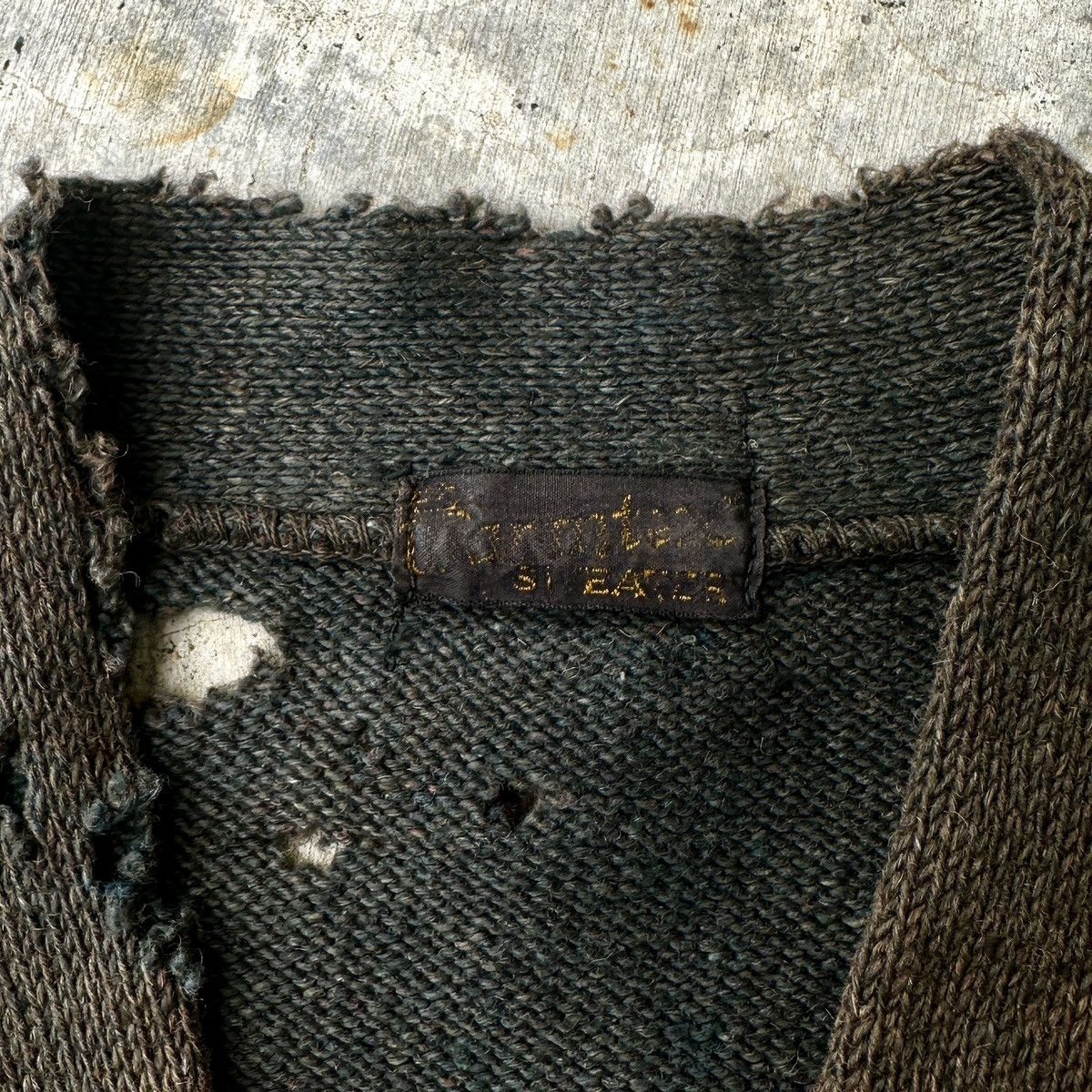 Vintage 1920s Trashed Dirty Zombified Wool Knitted Distress Cardigan Size US M / EU 48-50 / 2 - 9 Thumbnail