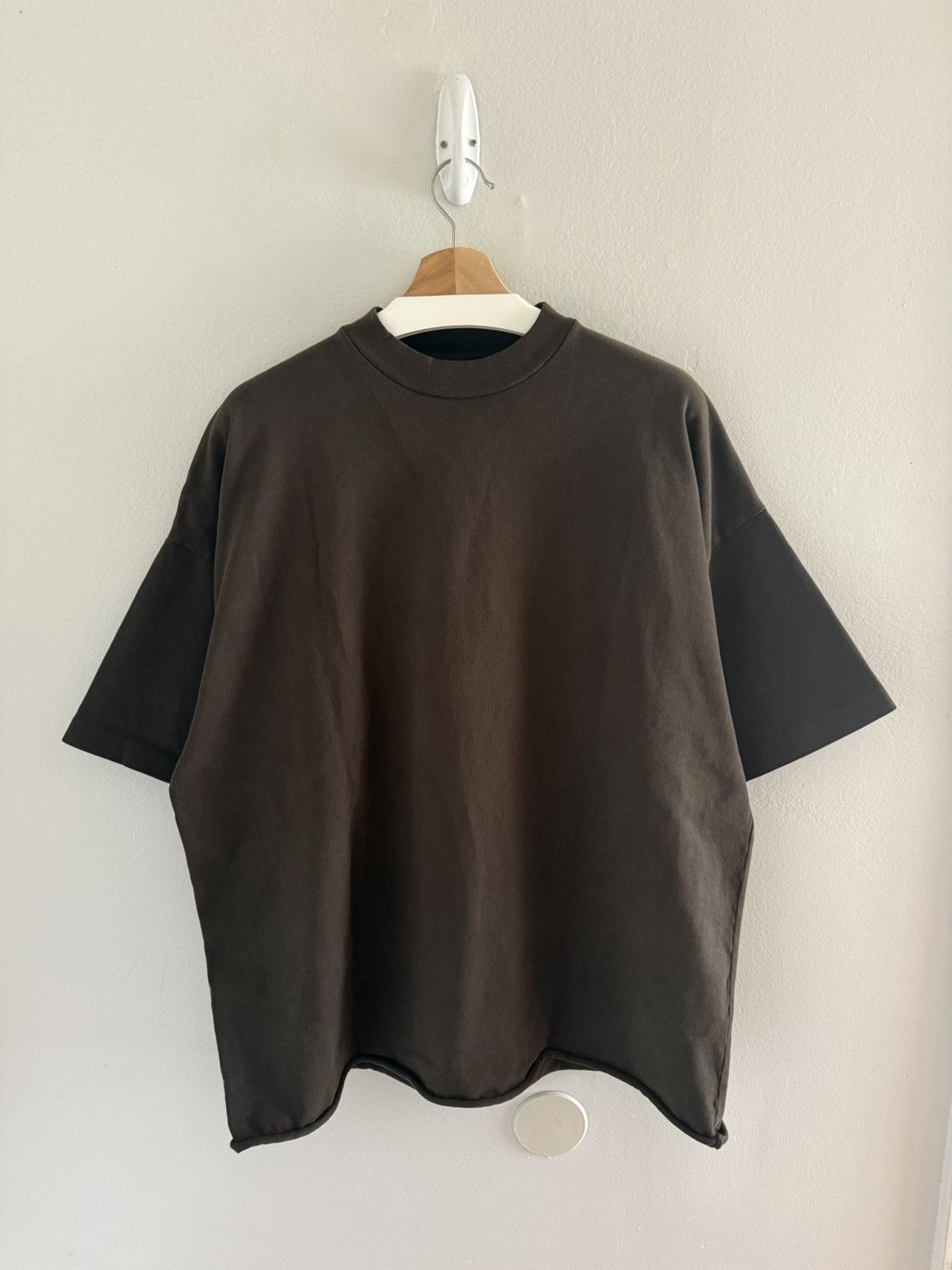 Kanye West SAMPLE Yeezy Season 7 Dark Brown Boxy Coachella Tee Shirt Size US L / EU 52-54 / 3 - 7 Thumbnail
