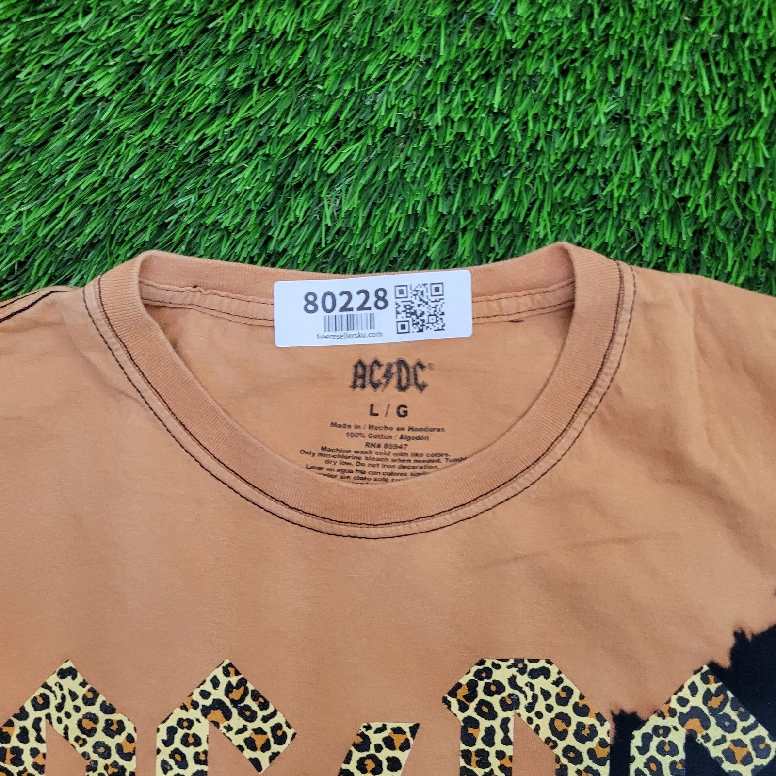 Other ACDC Leopard Print Crop-Top Shirt Womens L 21x18 Bleach Dye Size L / US 10 / IT 46 - 10 Thumbnail