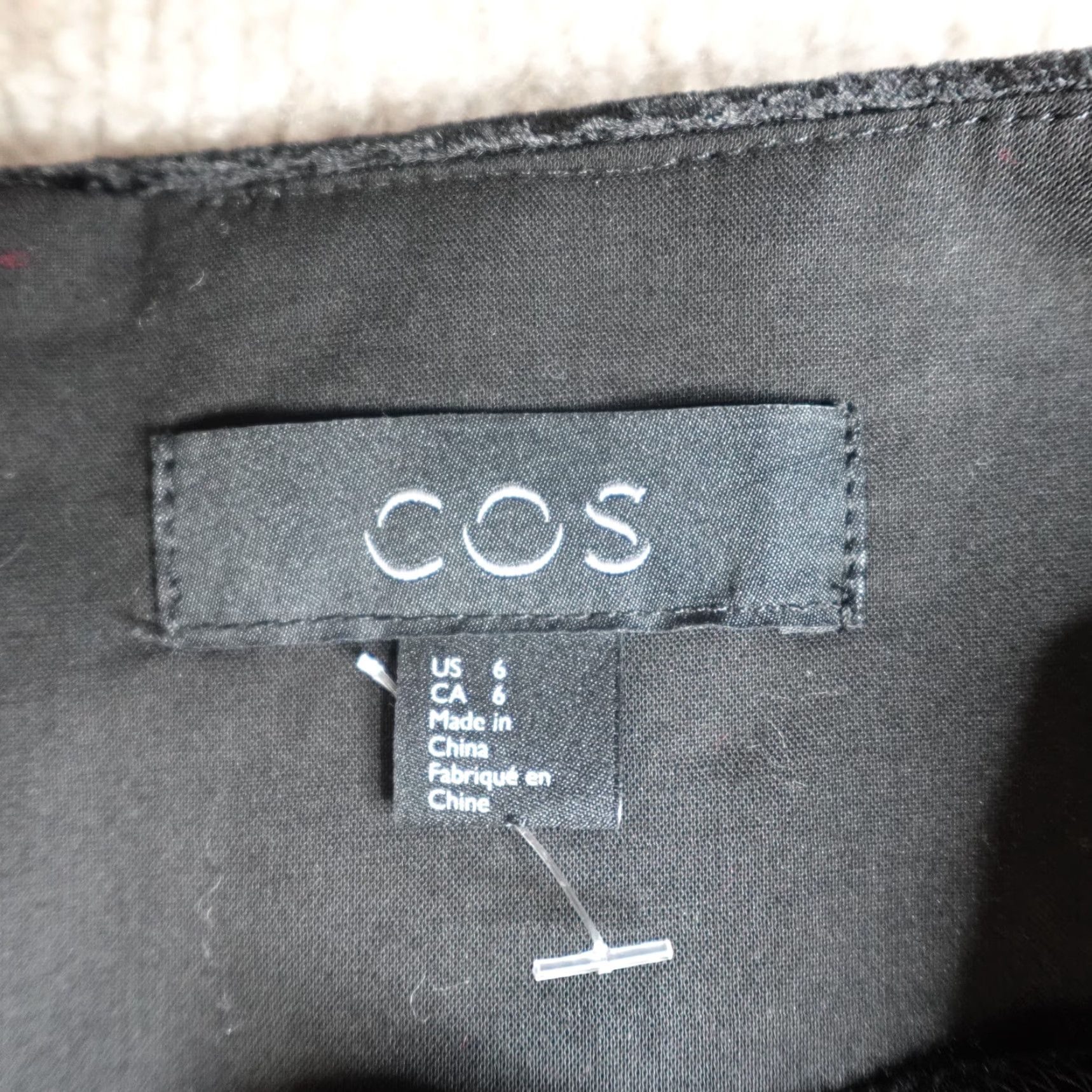 Cos COS Dress Womens 6 Black Velvet Long Sleeve Pockets Sheath Rayon Silk Solid Size M / US 6-8 / IT 42-44 - 3 Thumbnail