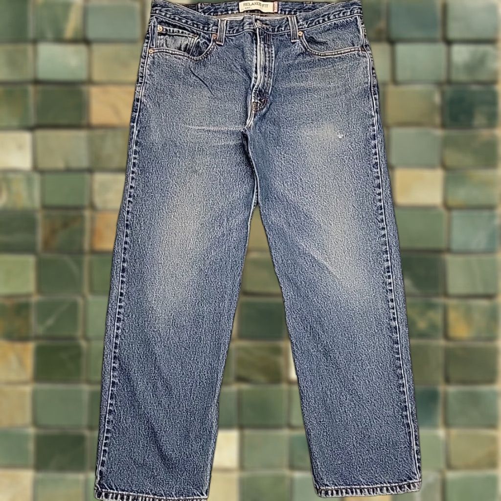 Denime VINTAGE Levis Jeans Men 38x30 Whiskered Faded Blue 550 Denim Relaxed Fit Y2k 90s USA American Mens Size US 38 / EU 54 - 1 Thumbnail