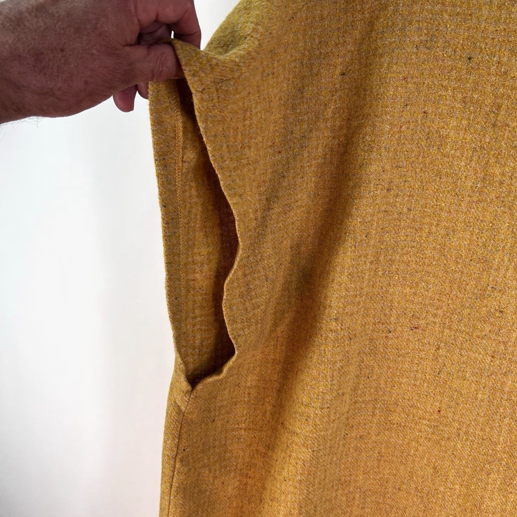 Vintage Lost Petal Linens Wool Blend Oversized Zip Poncho Vest Womens One Size Gold Size ONE SIZE - 3 Thumbnail
