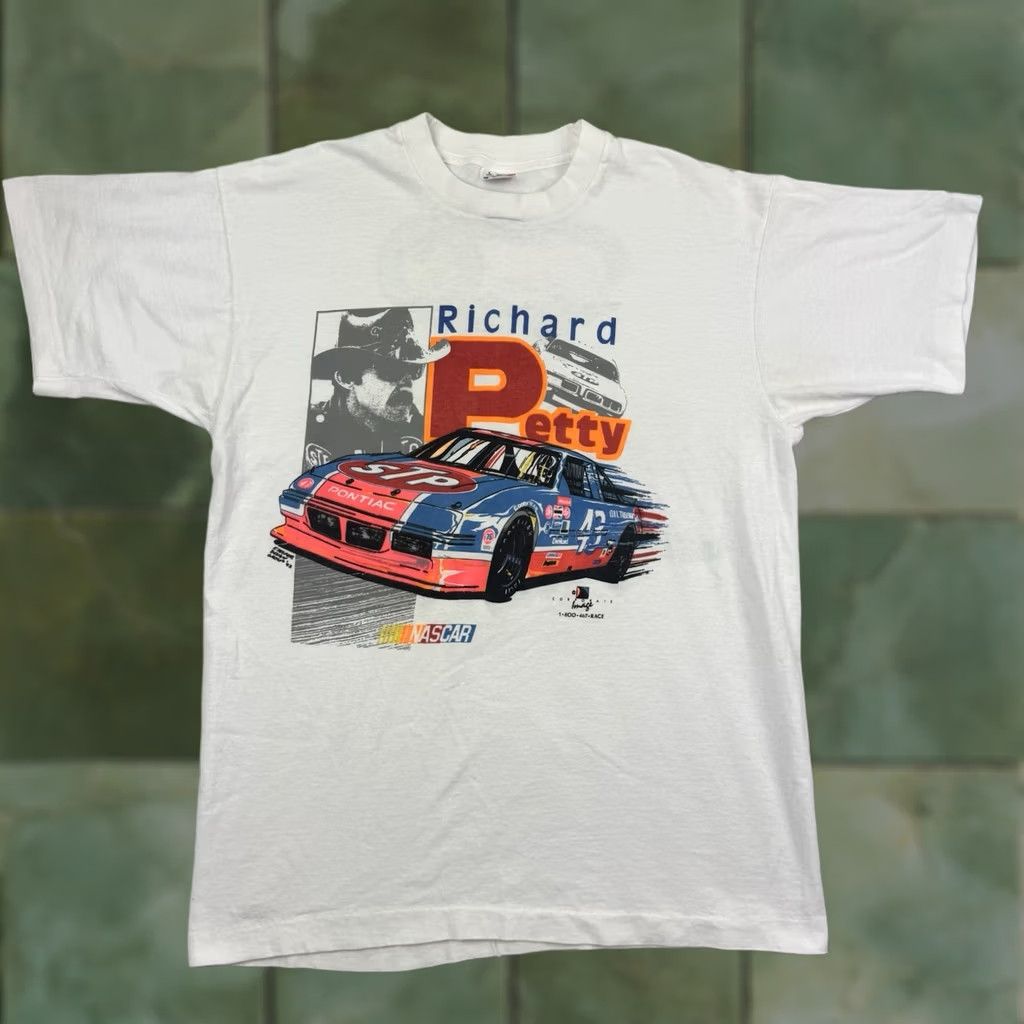 Fruit Of The Loom VINTAGE Fruit of the Loom Richard Petty Nascar T Shirt Adult Large 90s Racing Cars Mens Size US L / EU 52-54 / 3 - 1 Thumbnail