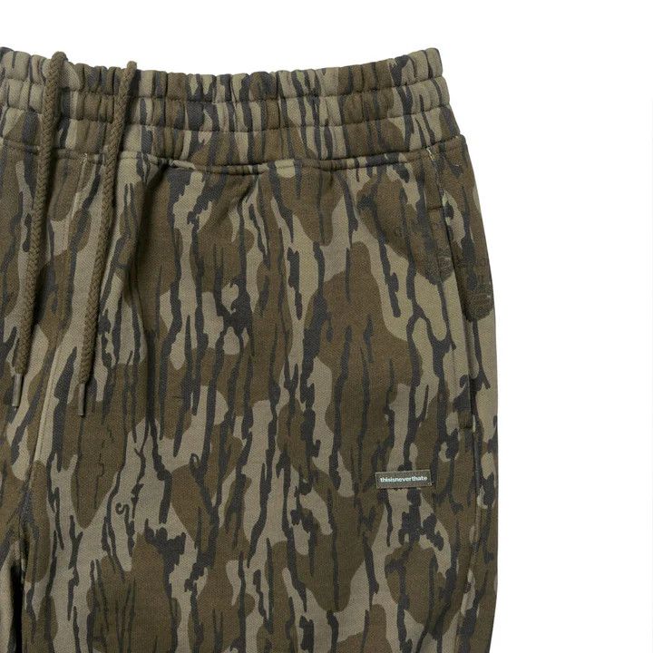 thisisneverthat Thisisneverthat Sweatpants & Joggers in Camo Green Size US 32 / EU 48 - 5 Thumbnail