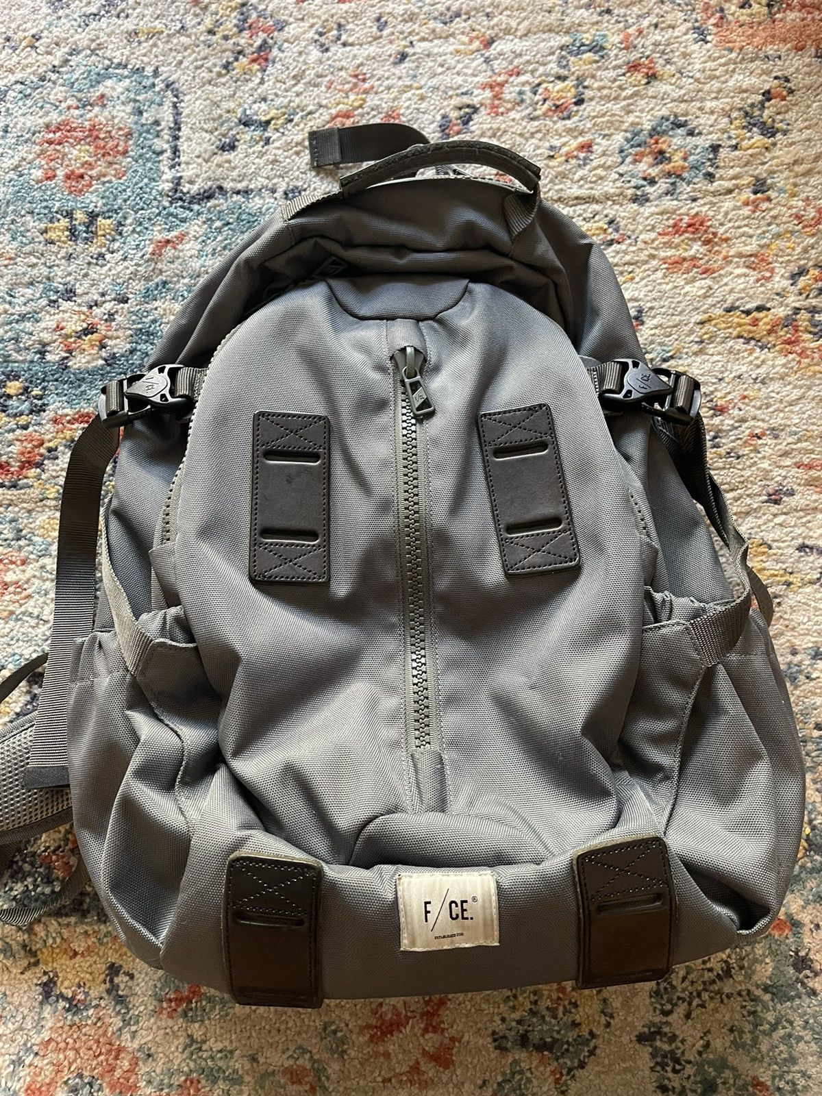 Men's Gray 950 Travel Backpack