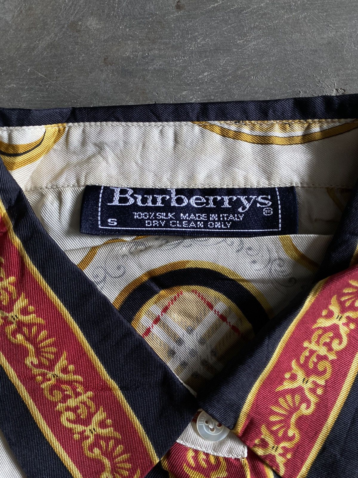 Burberry × Vintage rare "Holy Grails" Burberrys vintage 100% silk Size US M / EU 48-50 / 2 - 6 Thumbnail