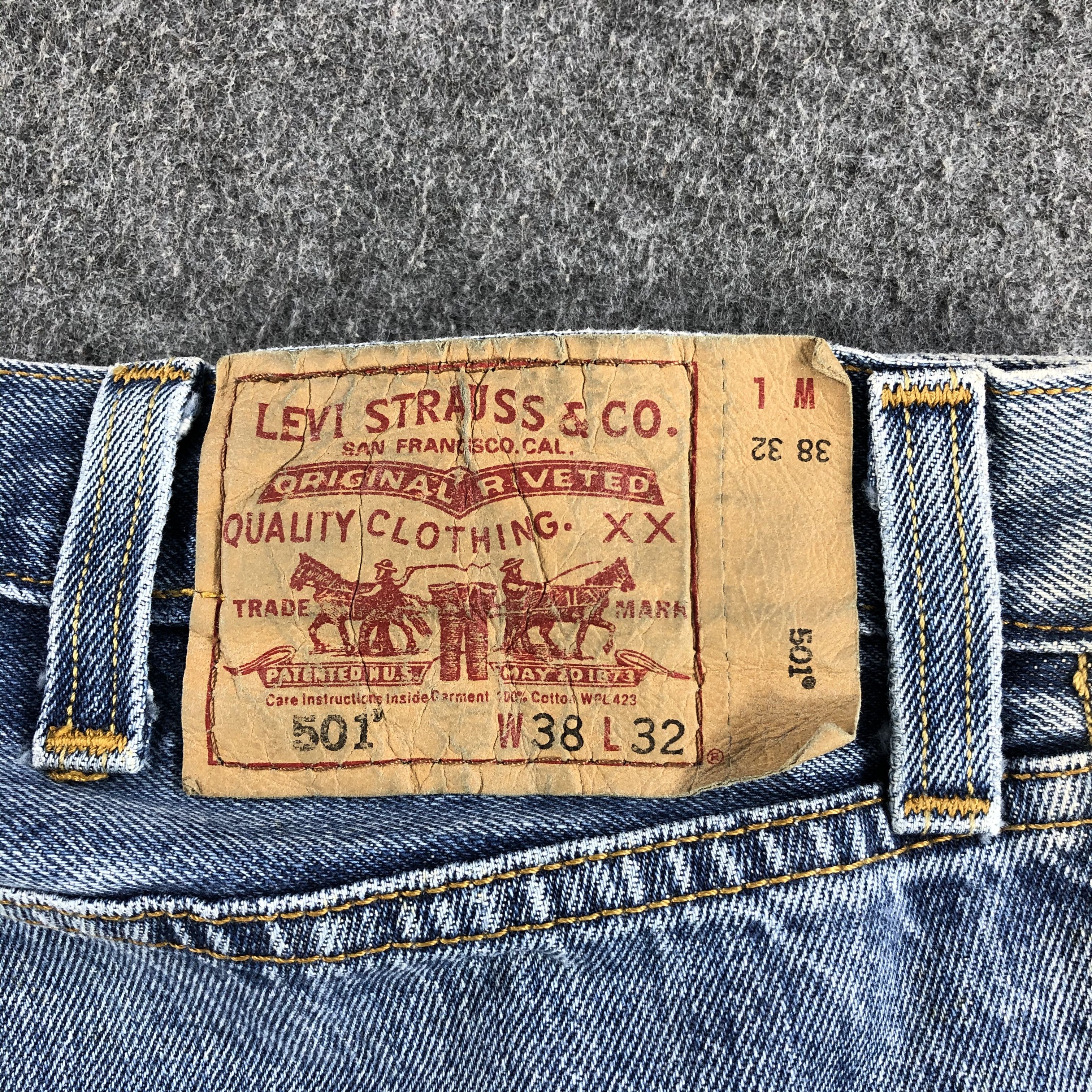 Levi's Vintage Blue Wash Levis 501 Jeans-J1521 Size US 35 - 5 Thumbnail