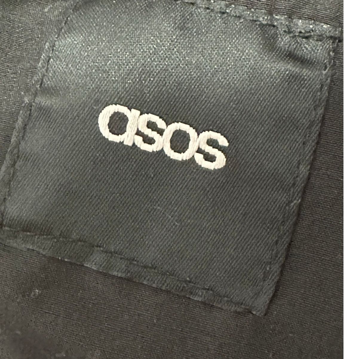 Asos Asos men blue To fit waist tapered leg pants size 30R Size US 30 / EU 46 - 3 Thumbnail