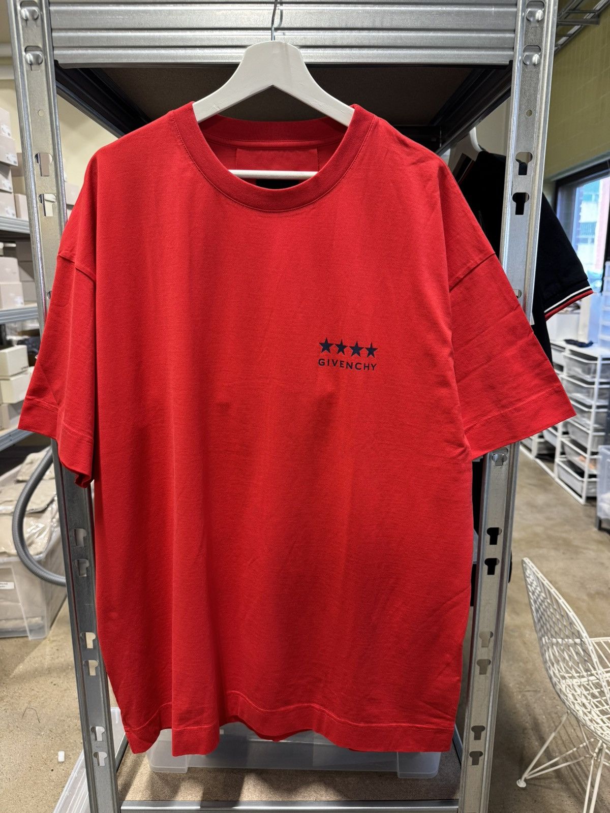 Givenchy Givenchy Star Logo T-Shirt NEW 600$ Size US XL / EU 56 / 4 - 1 Thumbnail