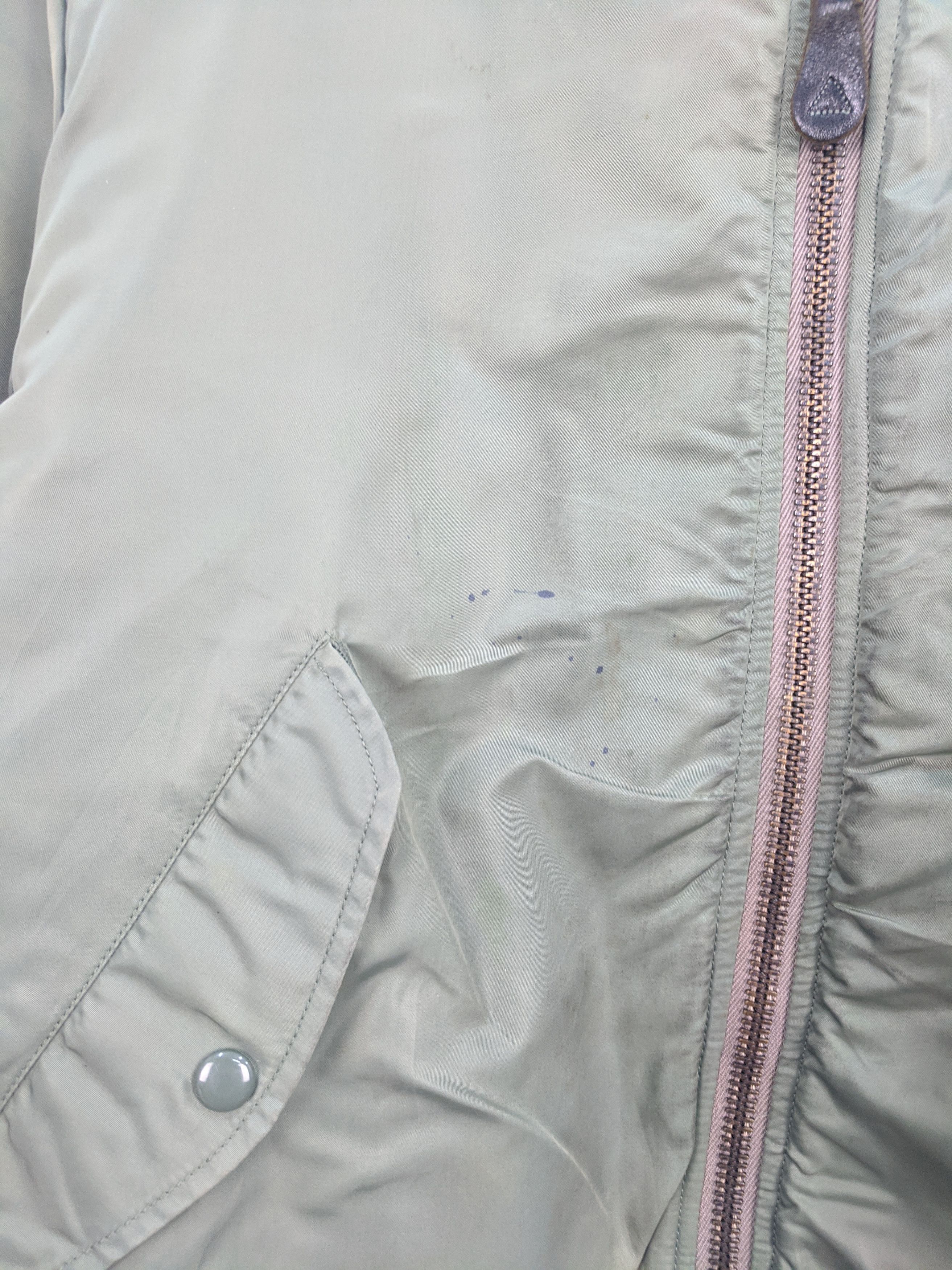 Alpha Industries Vintage Faded Alpha Industries Military Bombers Jacket J0320 Size US L / EU 52-54 / 3 - 12 Thumbnail