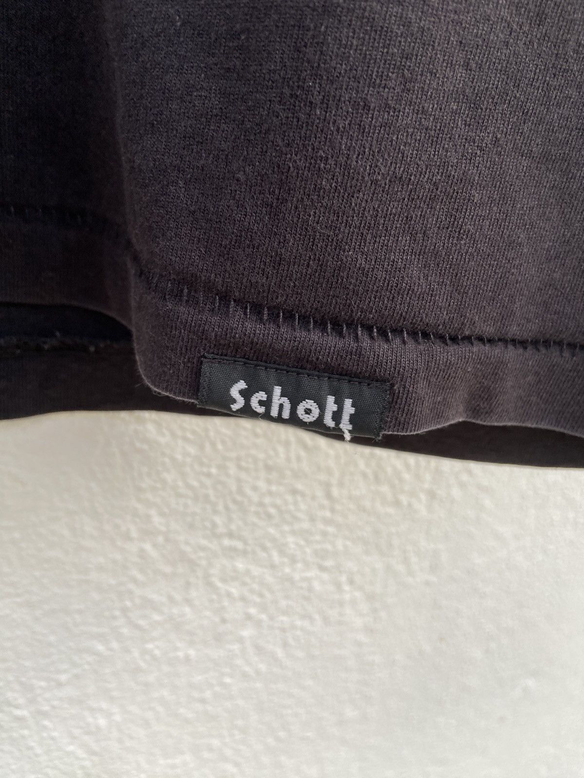 Schott 🔥 Vintage Schott t shirt sun faded Schott NYC Size US XL / EU 56 / 4 - 8 Thumbnail