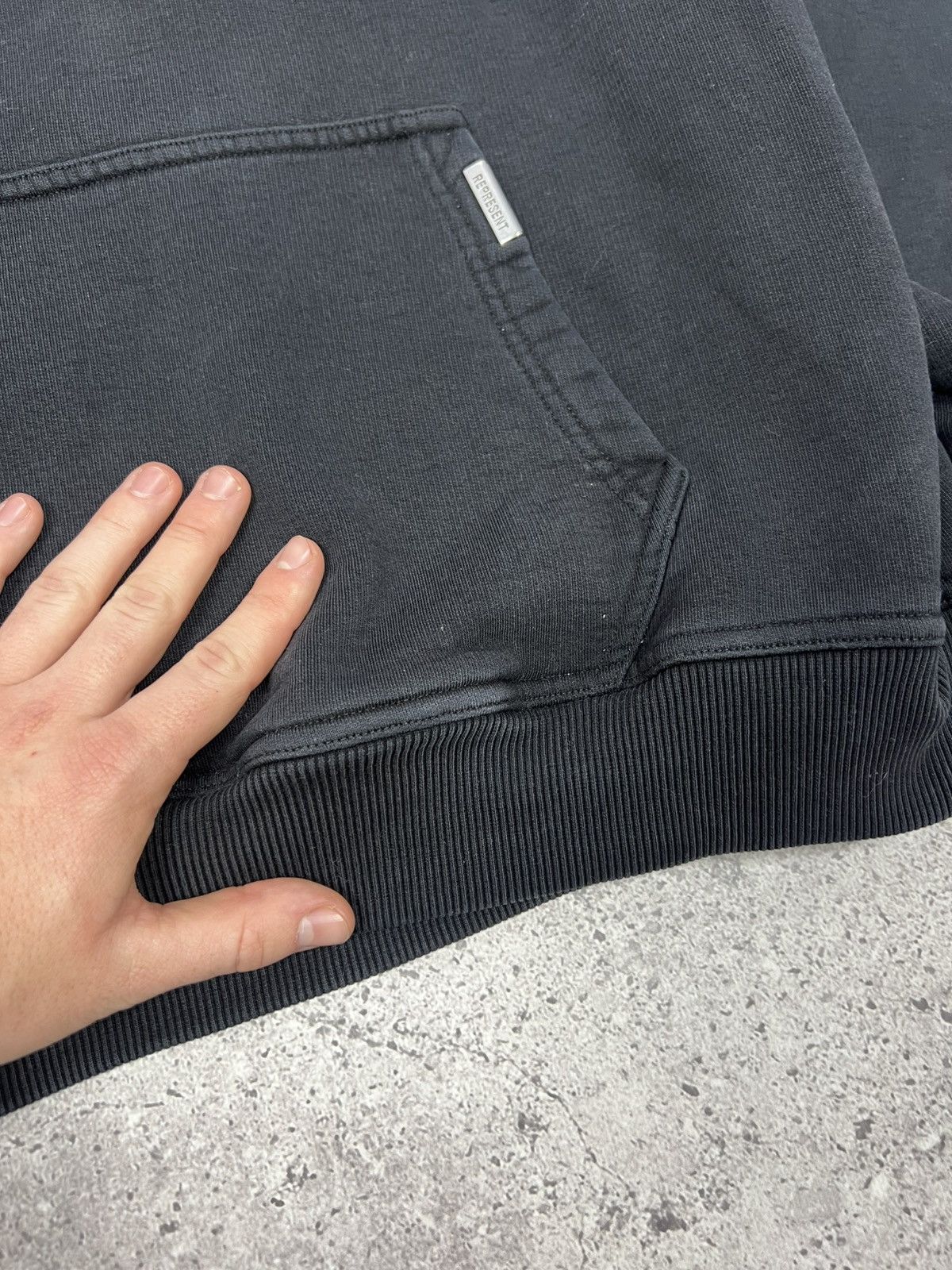 Represent Clo. Represent Owners Club Men's Hoodie Black Cotton Heavyweight Size US S / EU 44-46 / 1 - 21 Thumbnail
