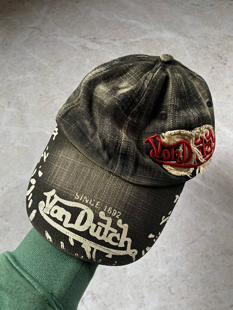 新品 Von Dutch メッシュキャップ トラッカーキャップ