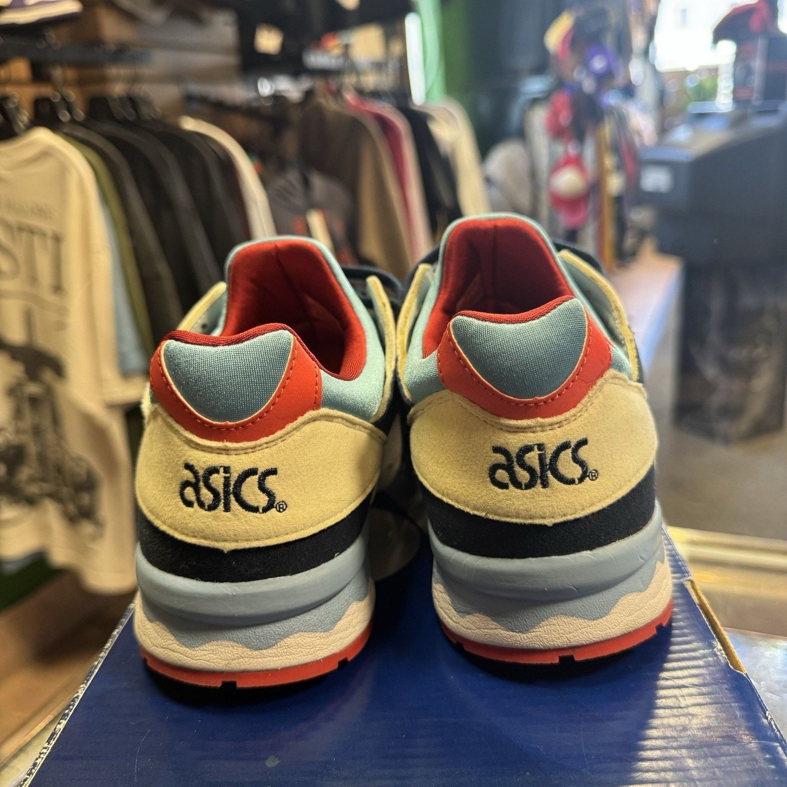 Asics ASICS Gel Lyte V5 (C541N) Navy Blue Red Grey CleanSize 6Y Size US 6 / EU 39 - 4 Thumbnail
