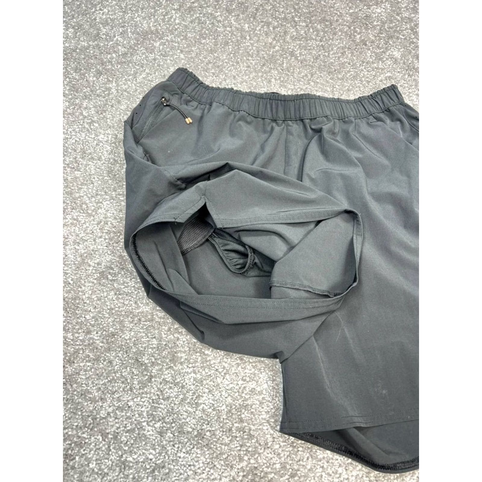 Vintage REI Co Op Athletic Shorts Womens Medium Black Elastic Waist Drawstring Training Size 32" / US 10 / IT 46 - 5 Thumbnail