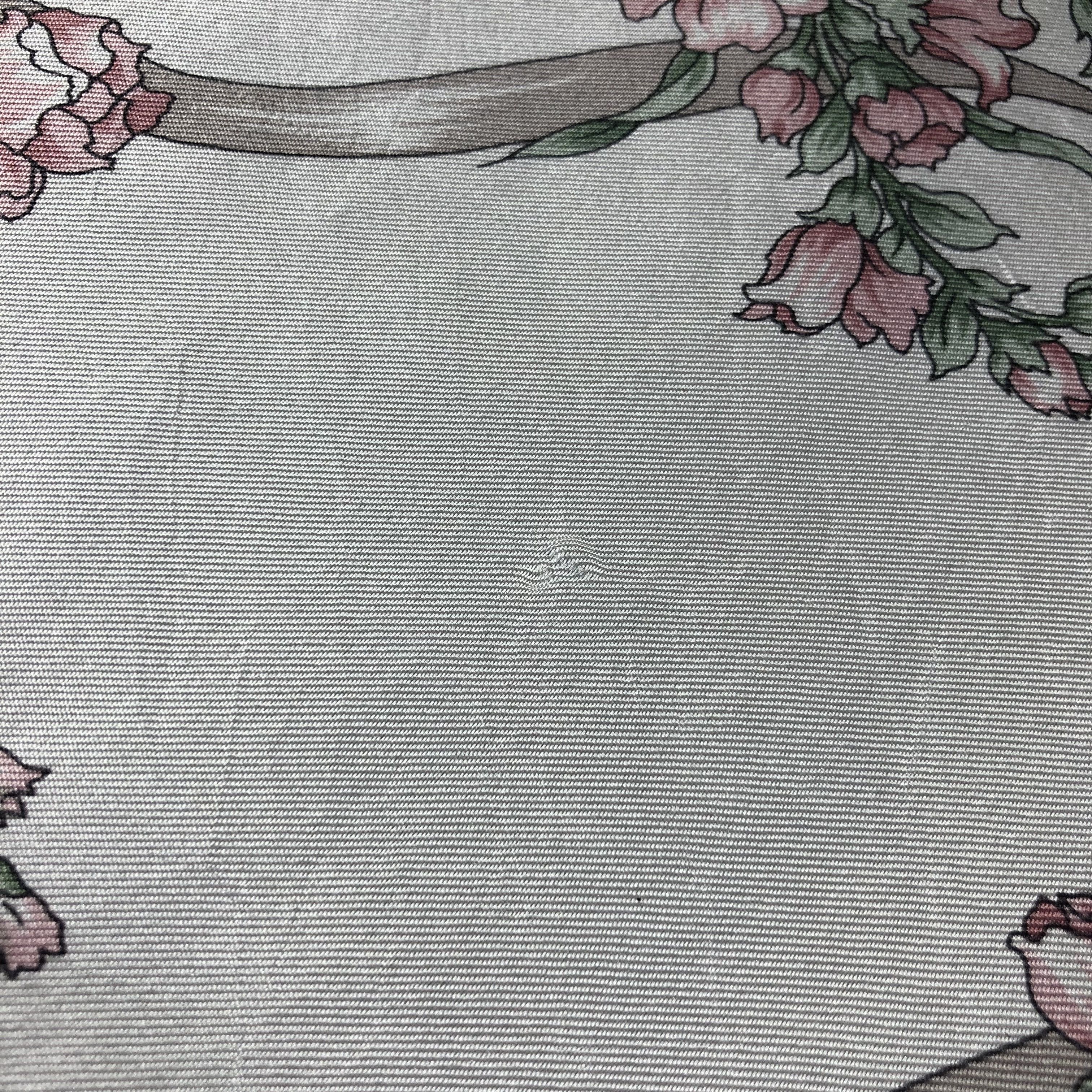 Japanese Brand Luxury Floral Silk Scarf M518 Size ONE SIZE - 8 Thumbnail