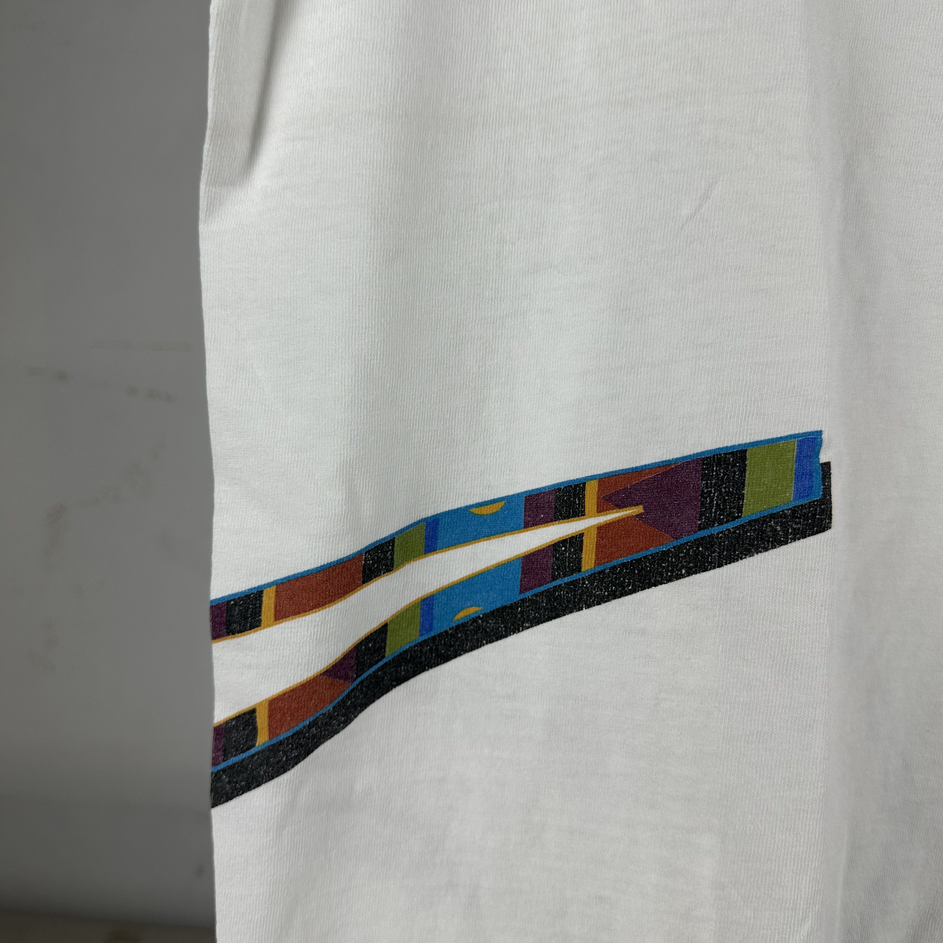 Vintage Vintage 90s Nike Air Wraparound Single Stitch T-shirt Size US M / EU 48-50 / 2 - 6 Thumbnail
