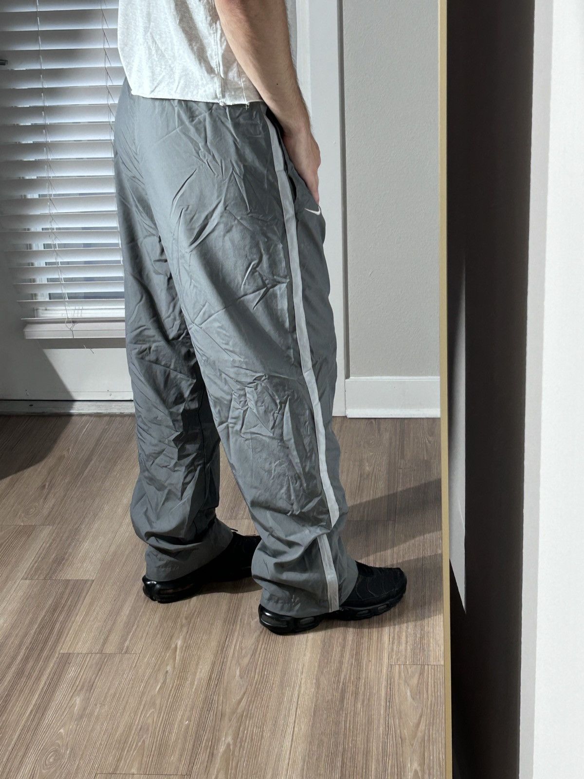 Nike × Vintage Nike vintage baggy nylon track pants y2k / l size Size US 34 / EU 50 - 6 Thumbnail