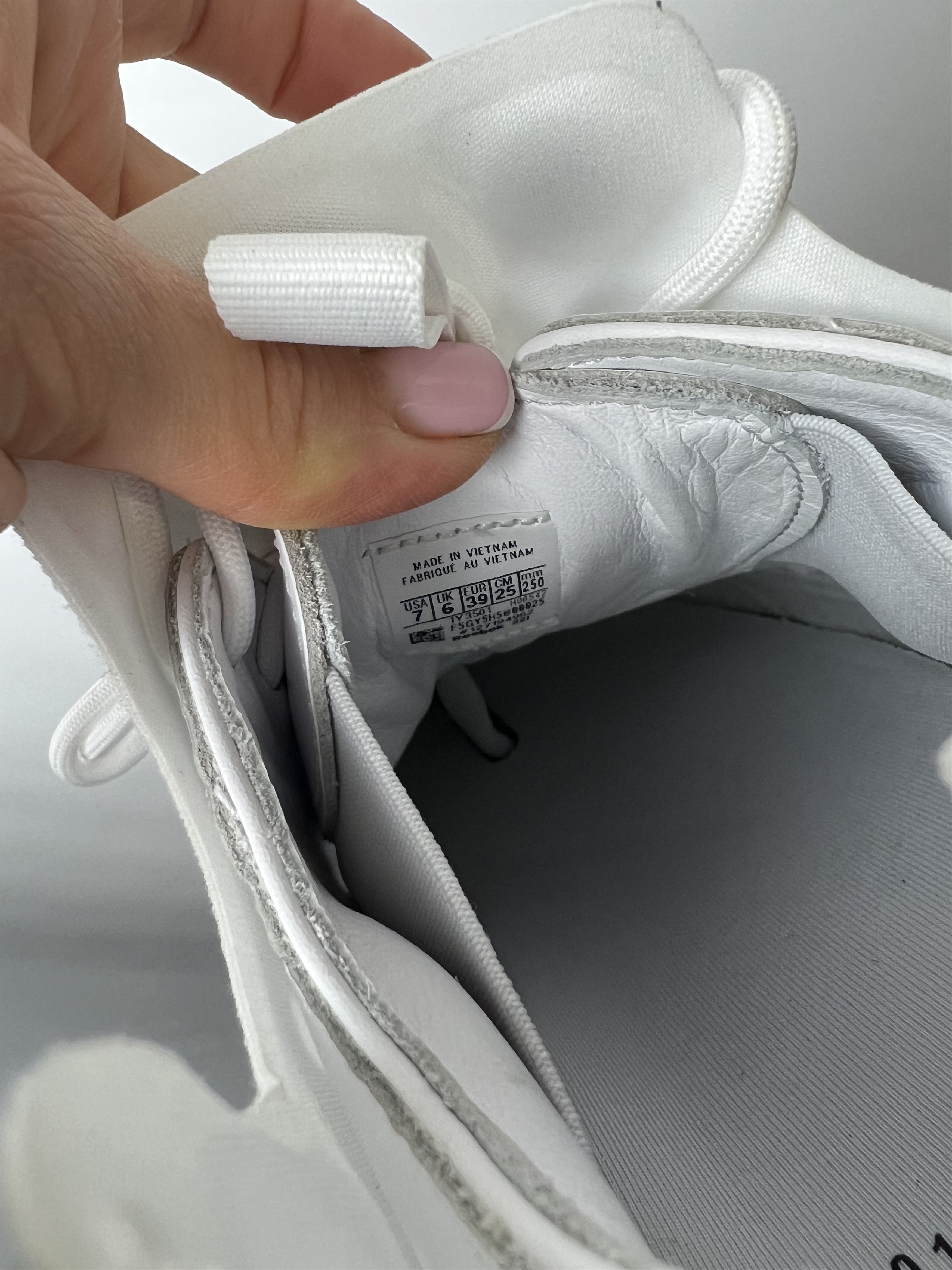 Maison Margiela × Reebok Maison Margiela x Reebok Instapump Fury Tabi Size US 7 Size US 7 / EU 40 - 7 Thumbnail