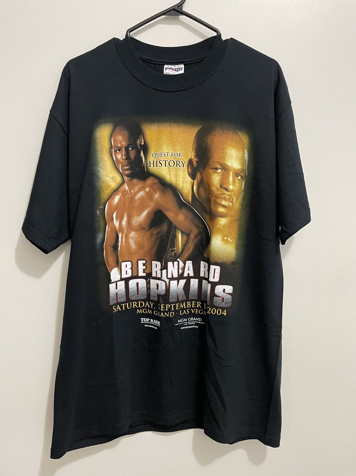 image of Vintage 2004 Bernard Hopkins Boxing T-Shirt in Black, Men's (Size XL)