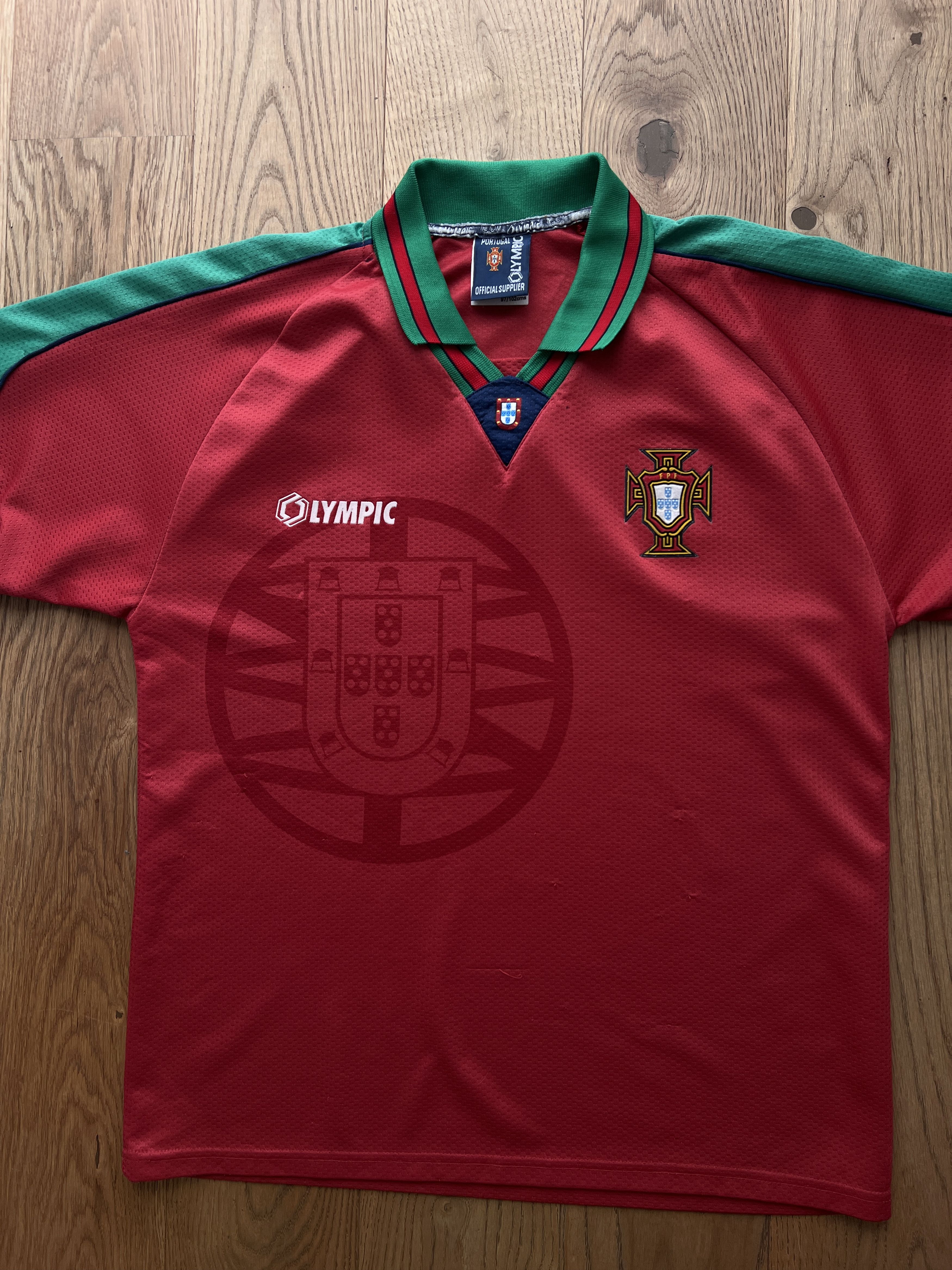 Vintage Rare! Olympic FC Portugal 1996 home football jersey soccer Size US M / EU 48-50 / 2 - 7 Thumbnail