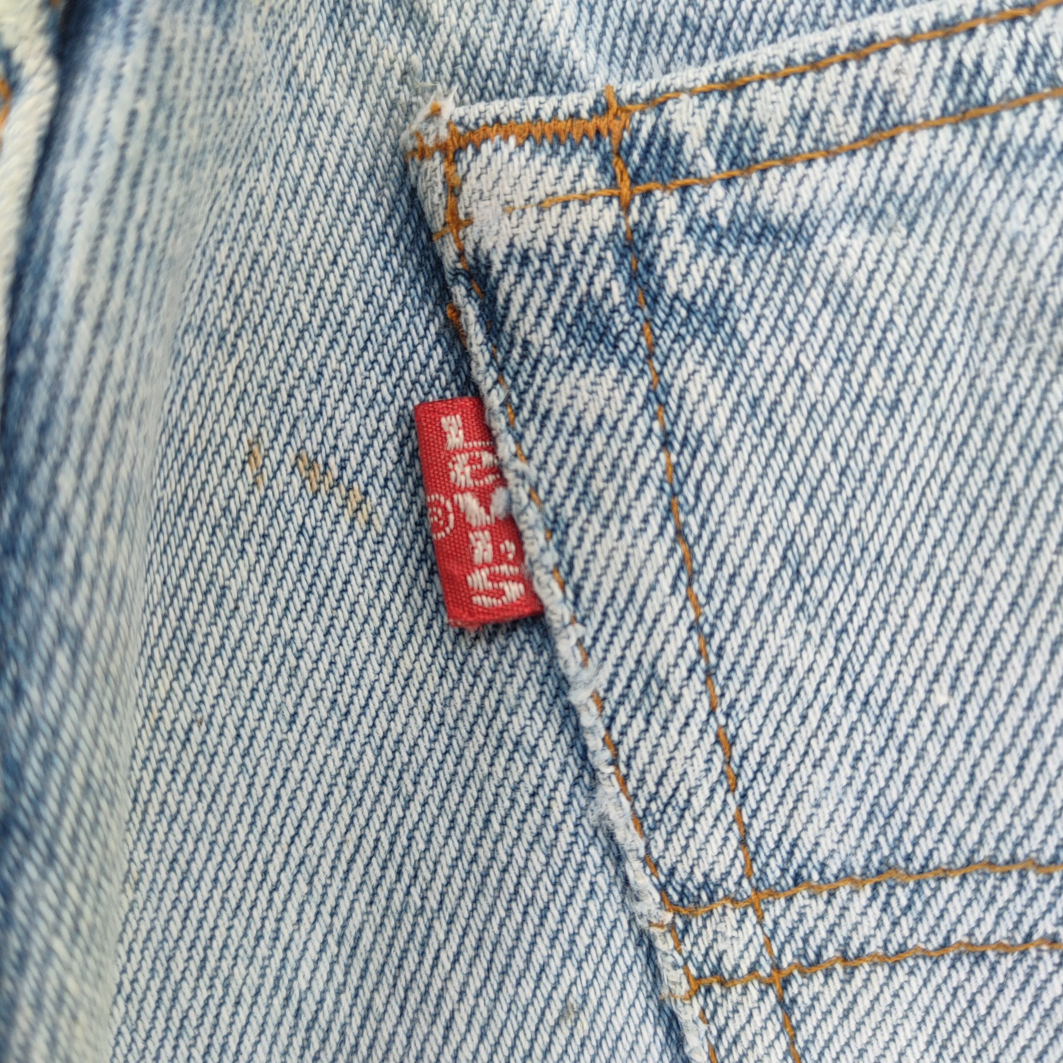 Levi's Vintage Clothing VINTAGE LEVI'S 501 90’ FADED DISTRESSED JEANS DENIM PANTS Size US 28 / EU 44 - 15 Thumbnail