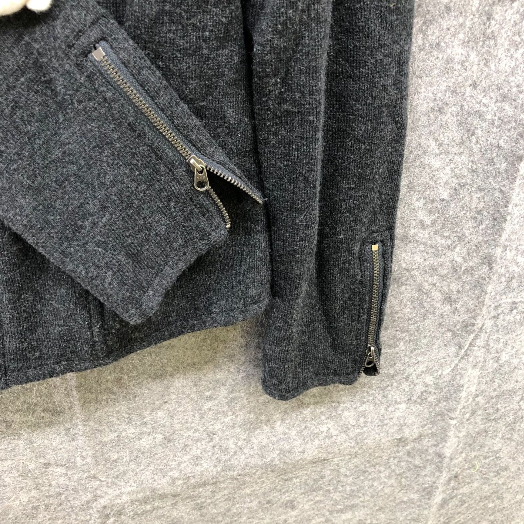 Vintage Adrienne Vittadini Knit Moto Jacket Womens M Gray Merino Wool Blend Sweater Jacket Size M / US 6-8 / IT 42-44 - 6 Thumbnail