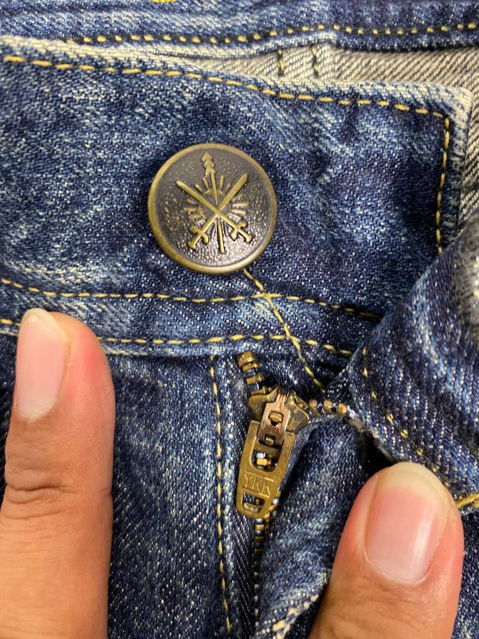 Japanese Brand rodeo crowns japanese brands bootcut flare distressed denim Size 32" / US 10 / IT 46 - 13 Thumbnail