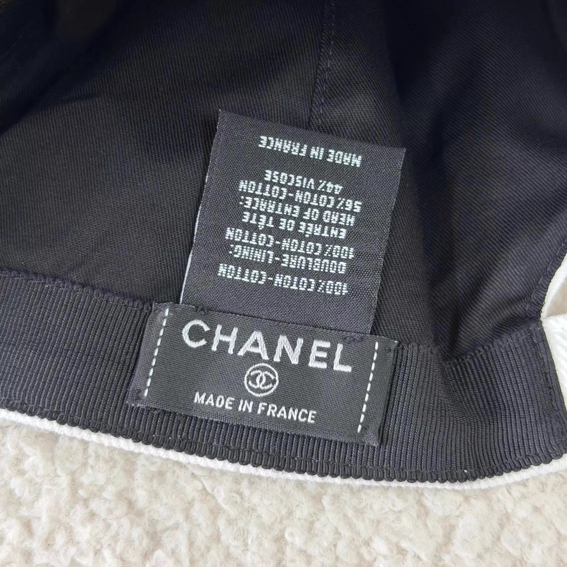 Chanel Chanel 25P White Embroidered Logo Cap Size ONE SIZE - 7 Thumbnail