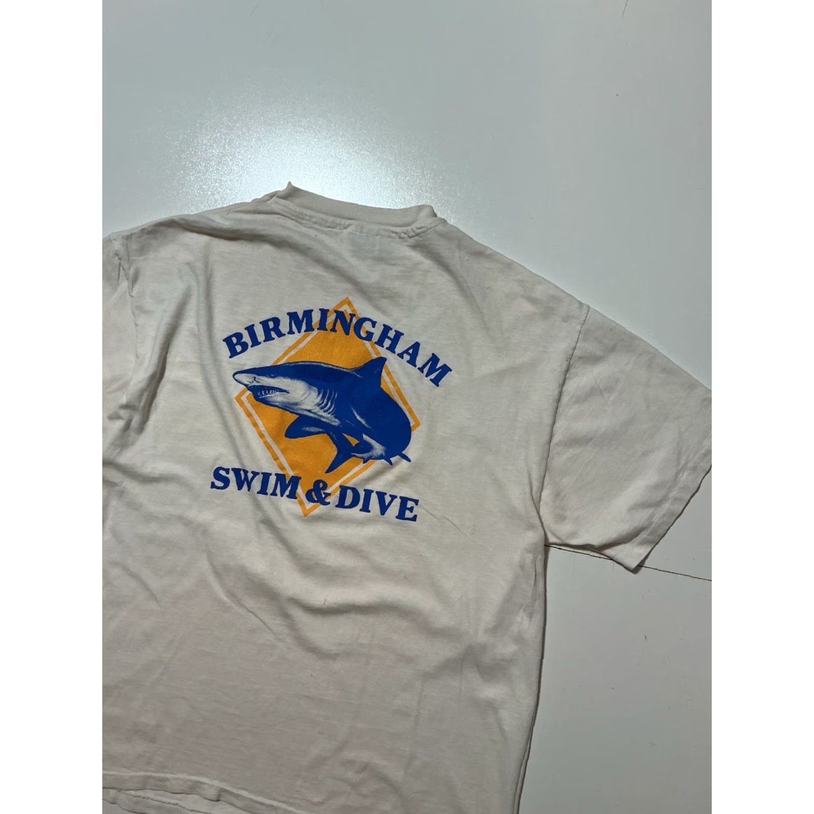 Hanes VINTAGE Hanes Beefy-T T-Shirt Birmingham Swim & Dive Shark Graphic Single Stitch Shirt Men Large White Shark Graphic Mens Size US L / EU 52-54 / 3 - 5 Thumbnail