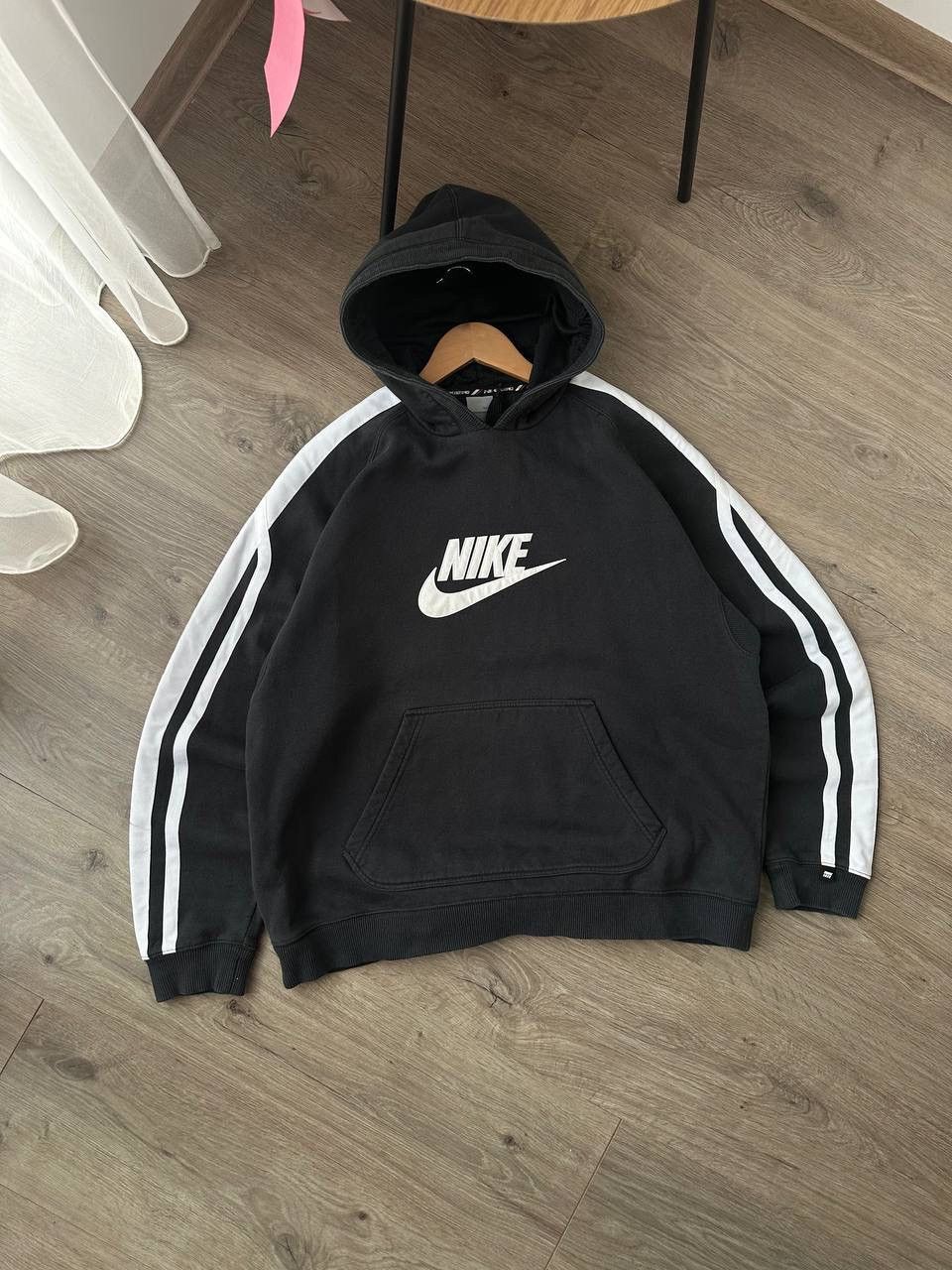 Vintage Nike Black Center Logo Hoodie