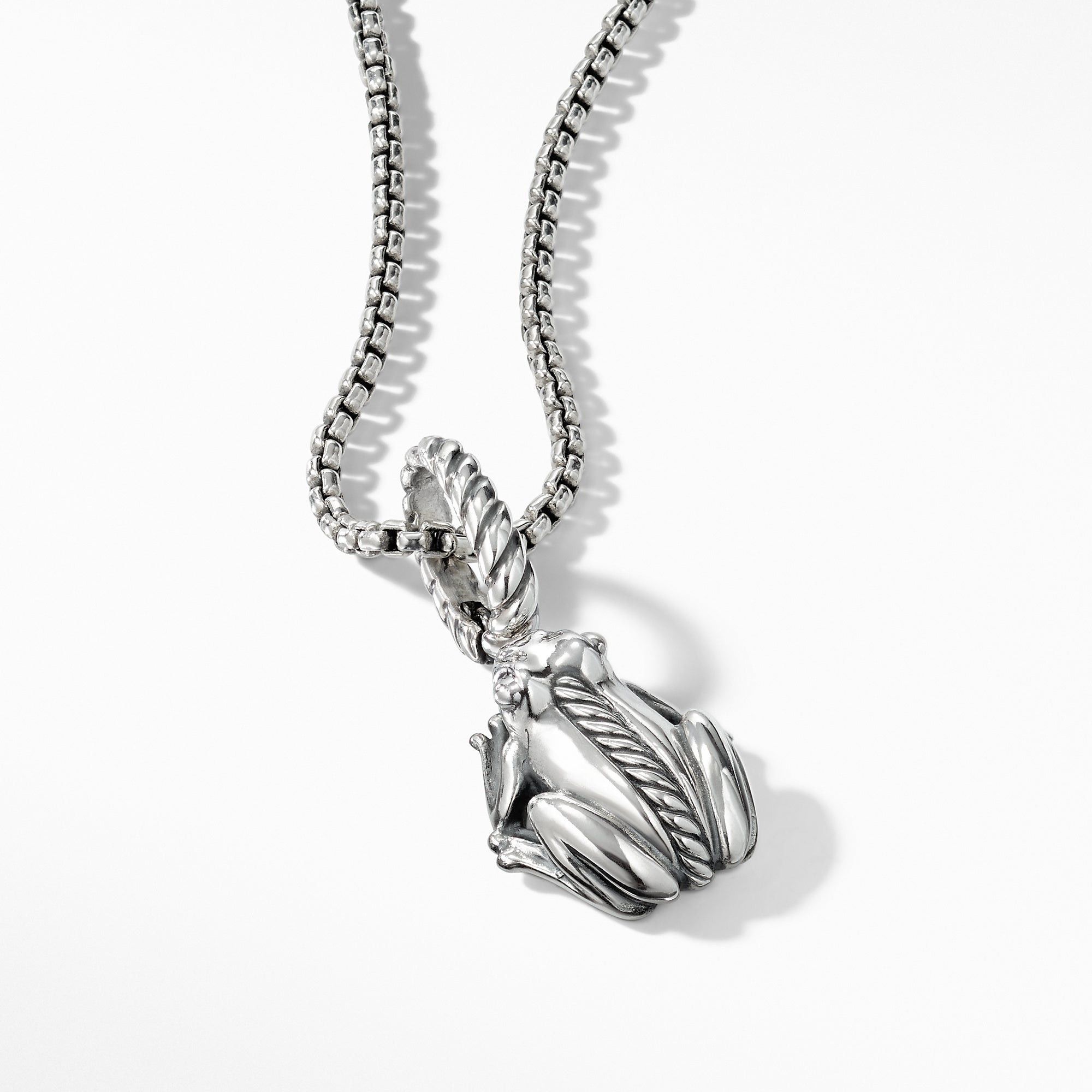 David Yurman o1w1db10825 Size:OS/ Frog Amulet in Silver Size ONE SIZE - 2 Thumbnail