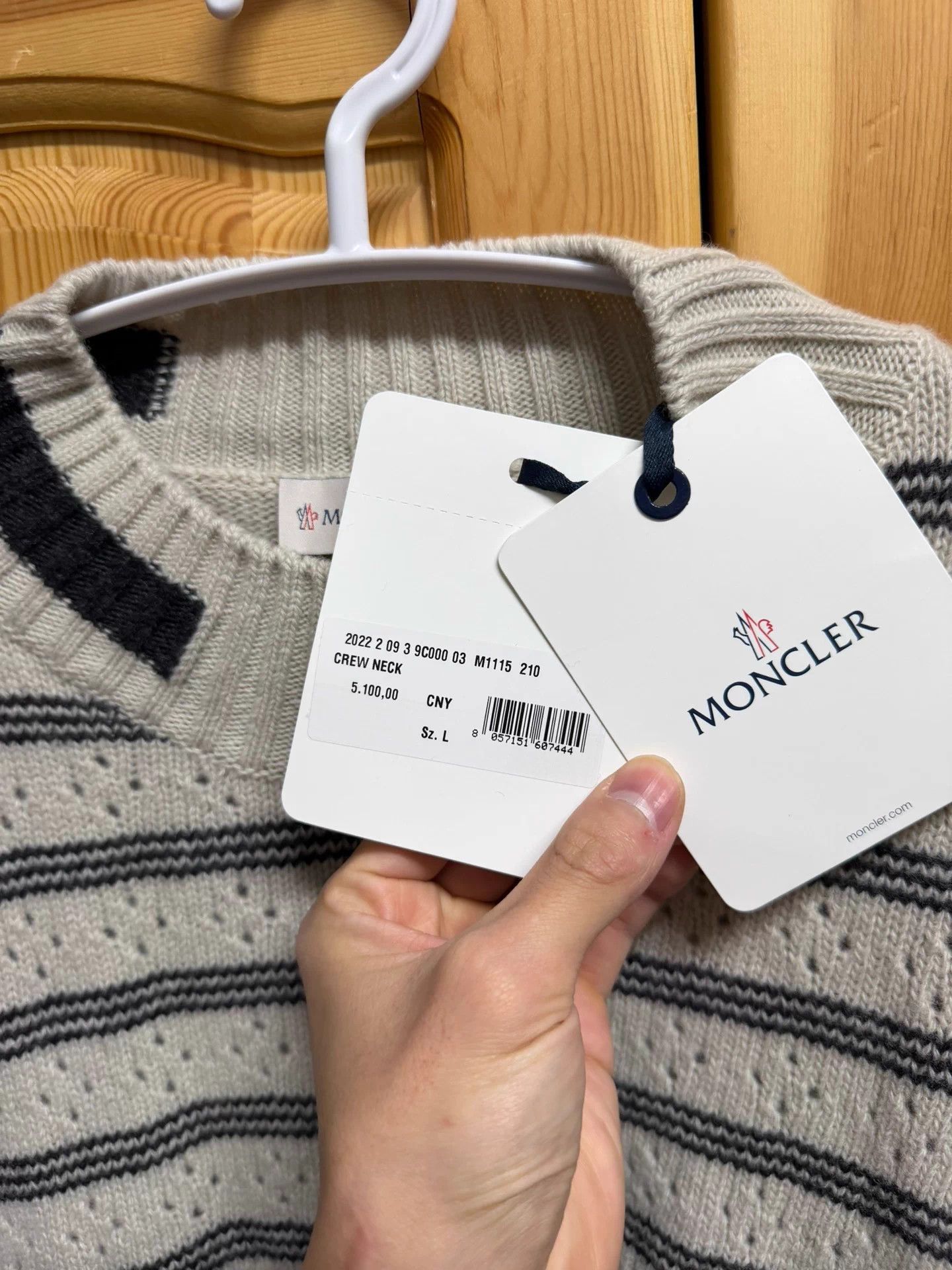 Moncler Moncler Women's Hollow Half Turtleneck Wool Knit Sweater L Size L / US 10 / IT 46 - 3 Thumbnail