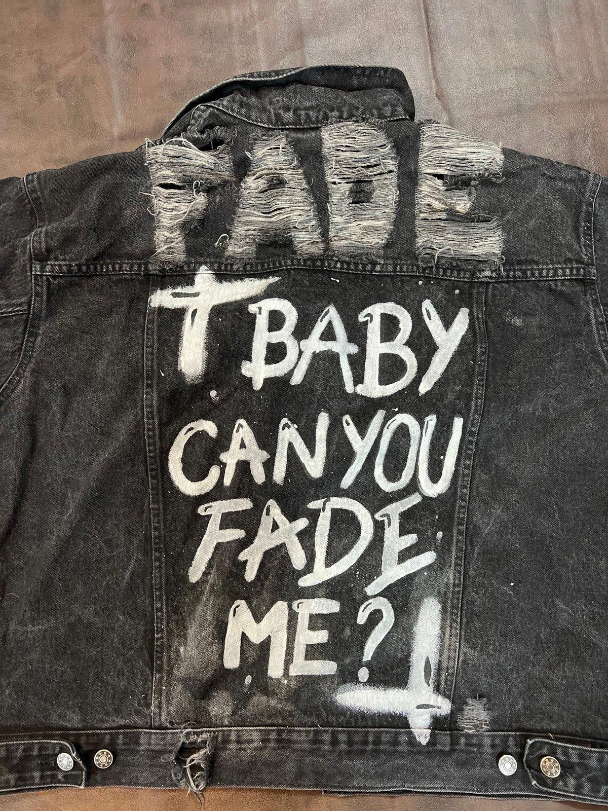 Designer Vintage Distressed Black Denim Jacket with Bold Graphics Size XXL / US 16-18 / IT 52-54 - 1 Thumbnail