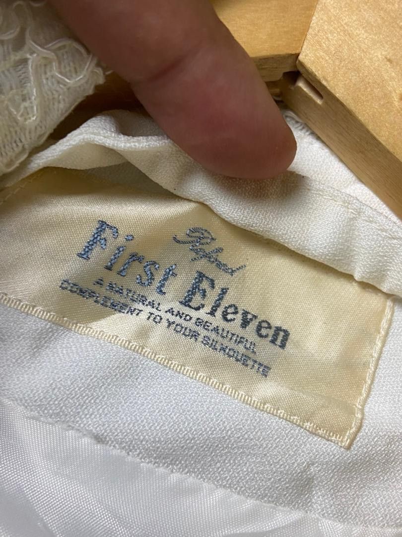 Japanese Brand First Eleven Vintage-Style Bridal Lace Top (185) Size XS / US 0-2 / IT 36-38 - 8 Thumbnail
