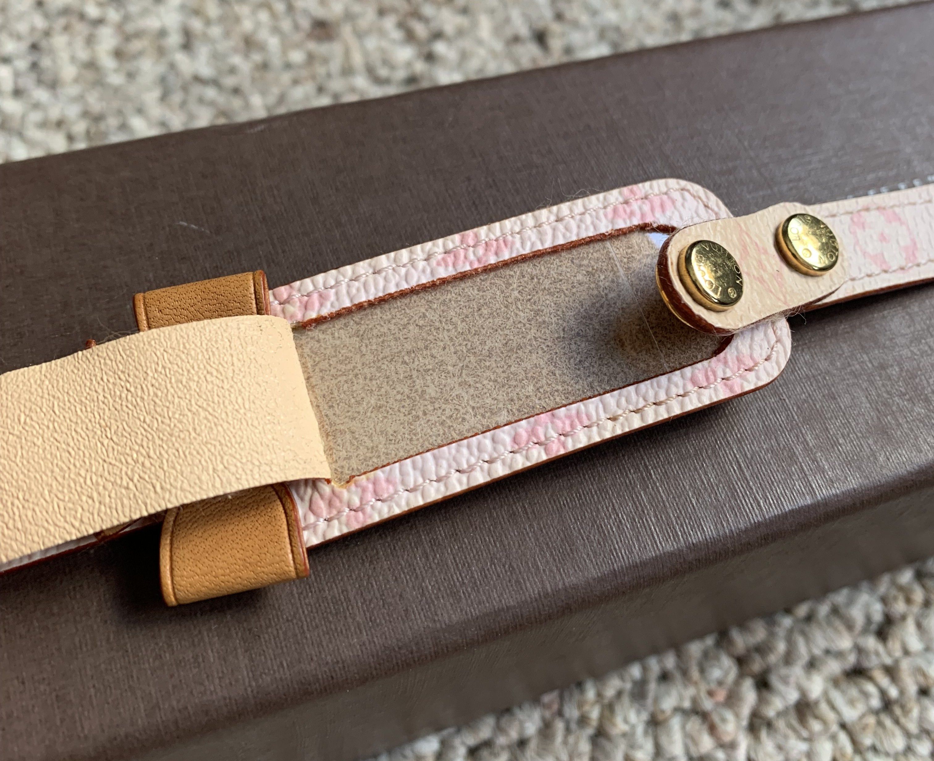 Louis Vuitton × Takashi Murakami S/S 2003 Louis Vuitton Murakami Cherry Monogram Bracelet Size ONE SIZE - 6 Thumbnail