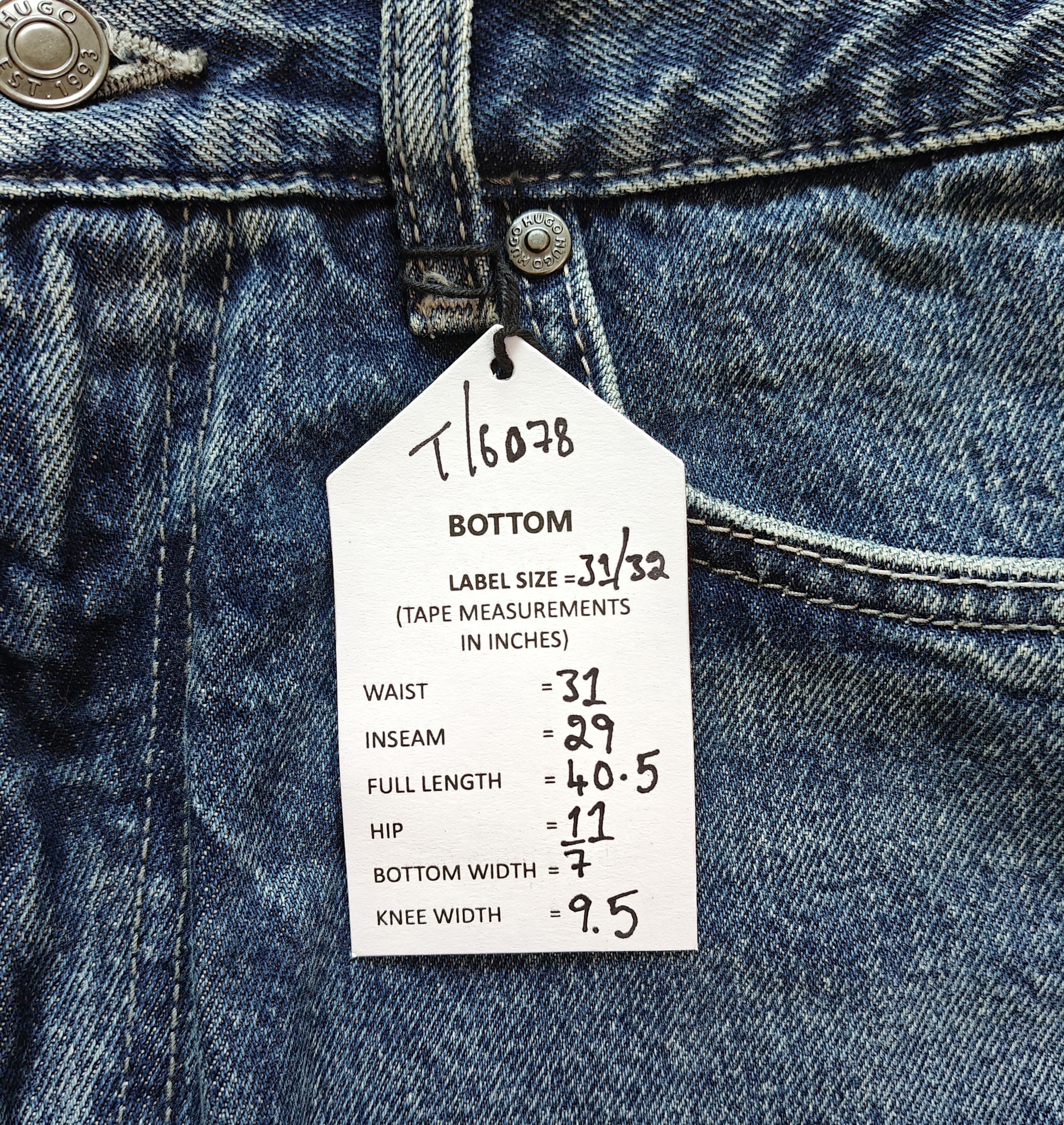 Hugo HUGO Relaxed Tapered Fit men's Jeans Free Shipping T/6078 Size US 31 - 13 Thumbnail