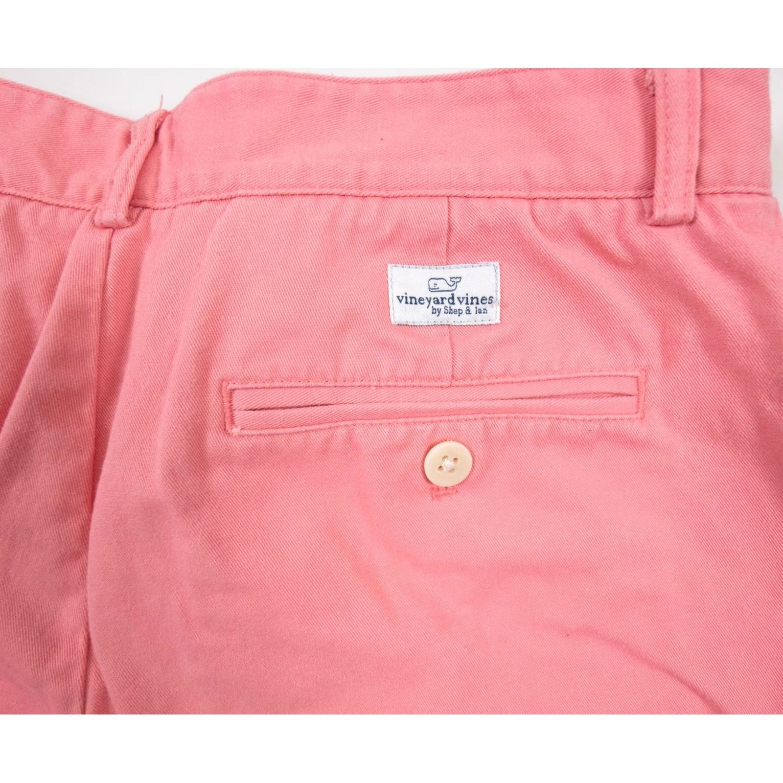 Vineyard Vines Vineyard Vines Shorts Mens 33 Pink Club Chino 8" Flat Front Preppy Cotton Twill Size US 33 - 4 Thumbnail