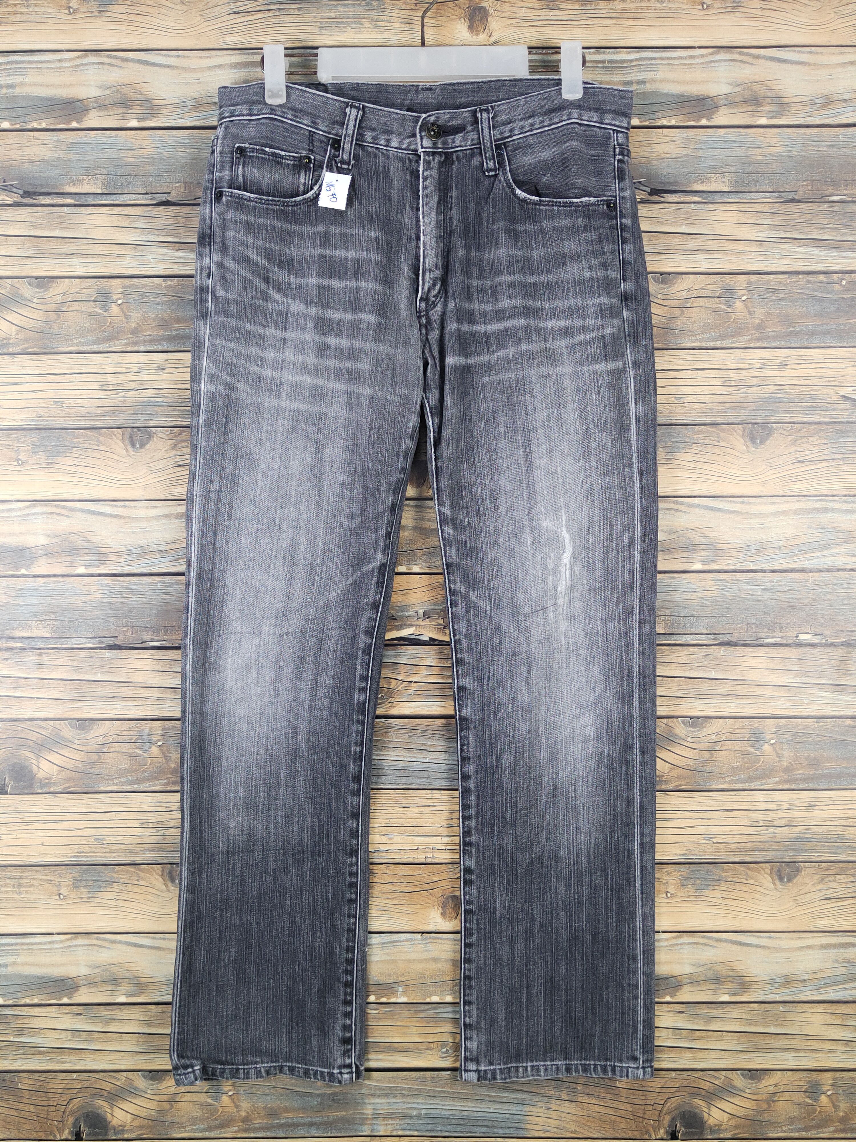 Japanese Brand Uniqlo Black Distressed Ripped Jeans #W1570 Size US 31 - 1 Thumbnail
