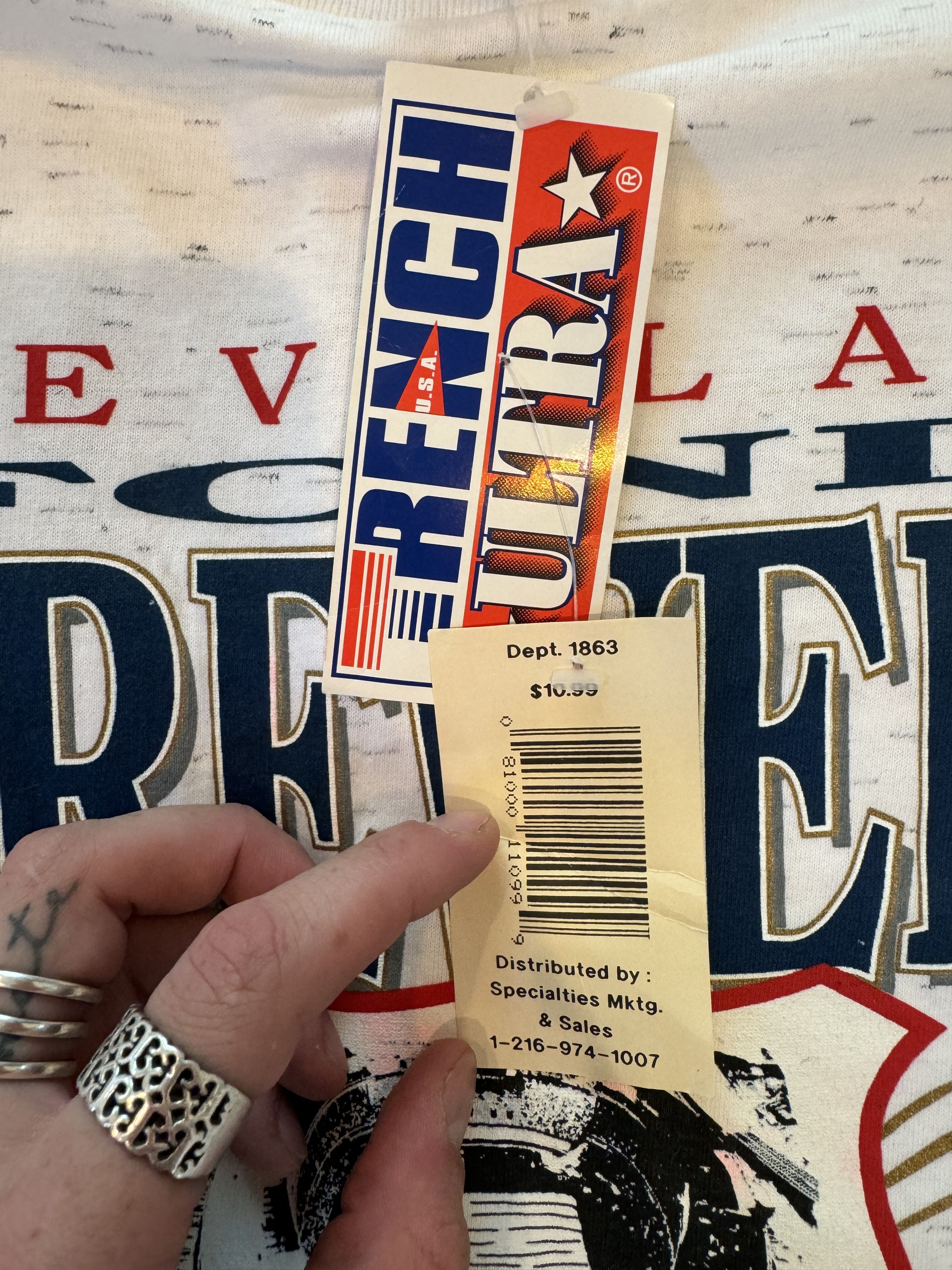 MLB × Vintage 1993 Cleveland Indians Municipal Stadium Farewell T-shirt Size US XL / EU 56 / 4 - 7 Thumbnail