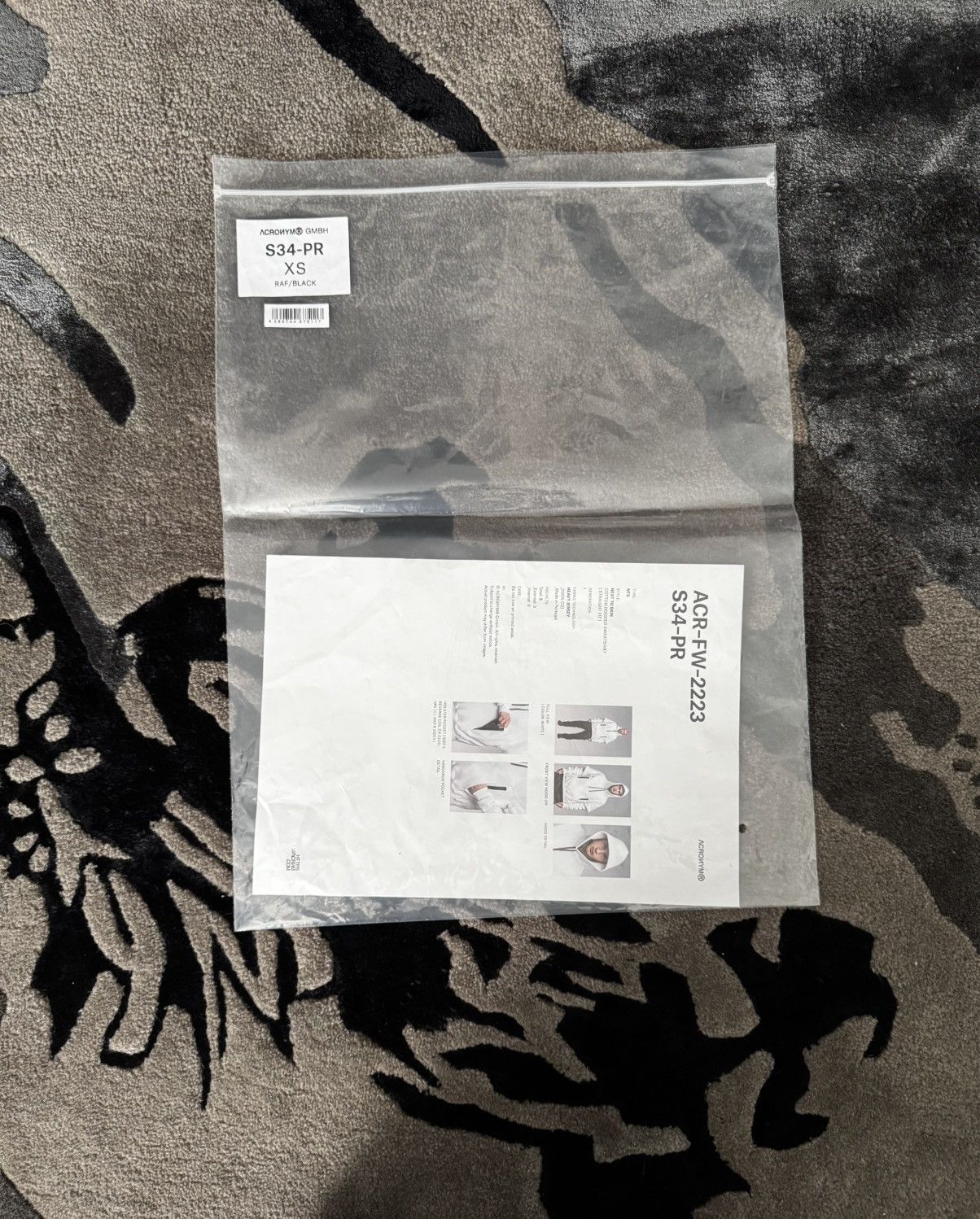 Acronym Acronym S34-PR Size US XS / EU 42 / 0 - 6 Thumbnail