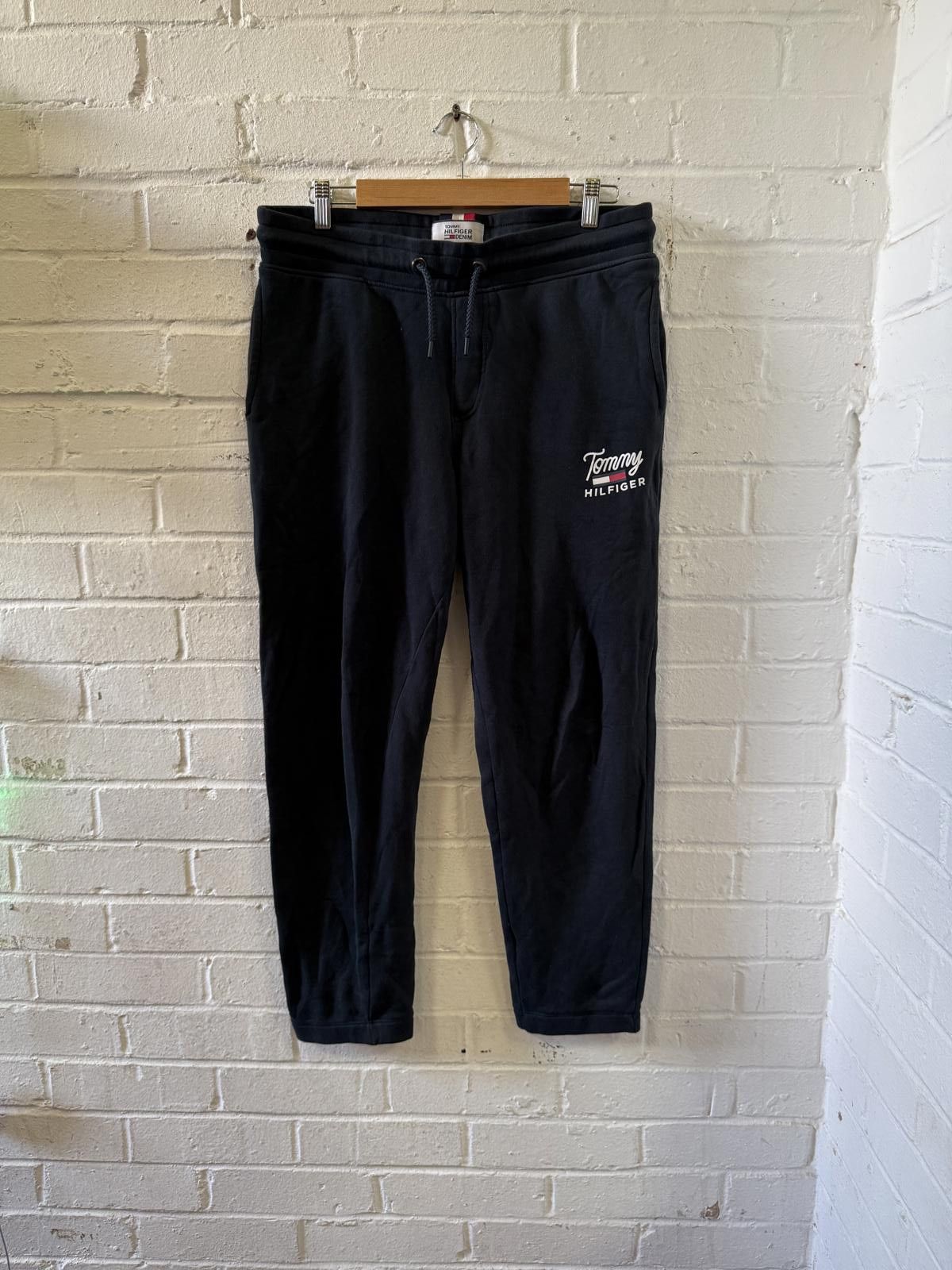 Tommy Hilfiger Tommy Hilfiger Men's Black Jogger Pants Size US 32 / EU 48 - 1 Thumbnail